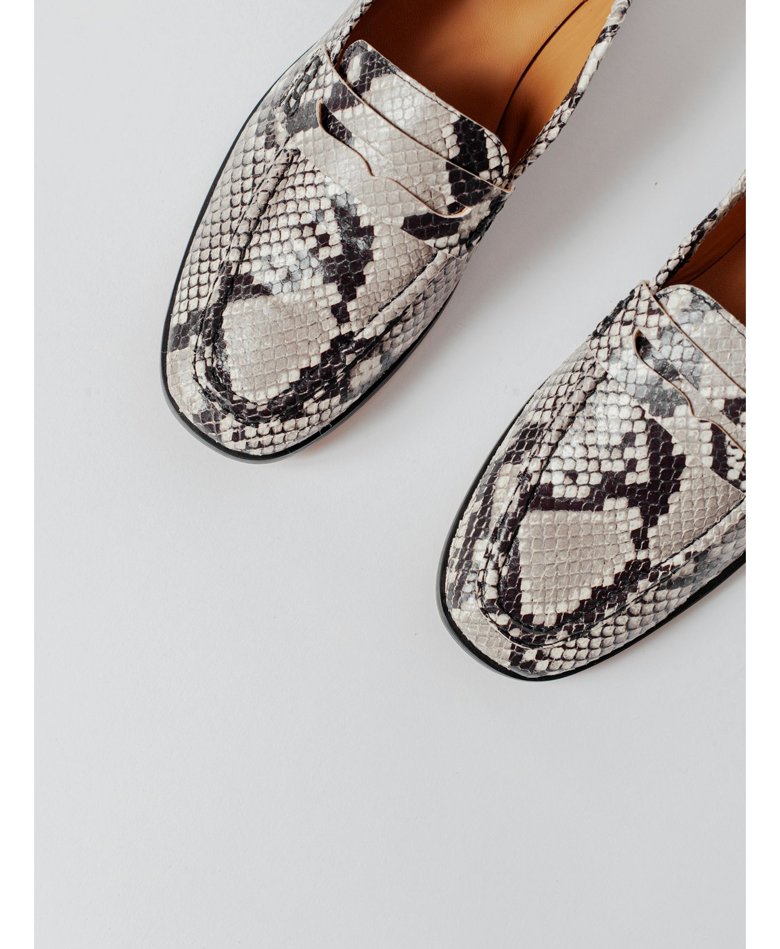 THE SUE made by Blankens