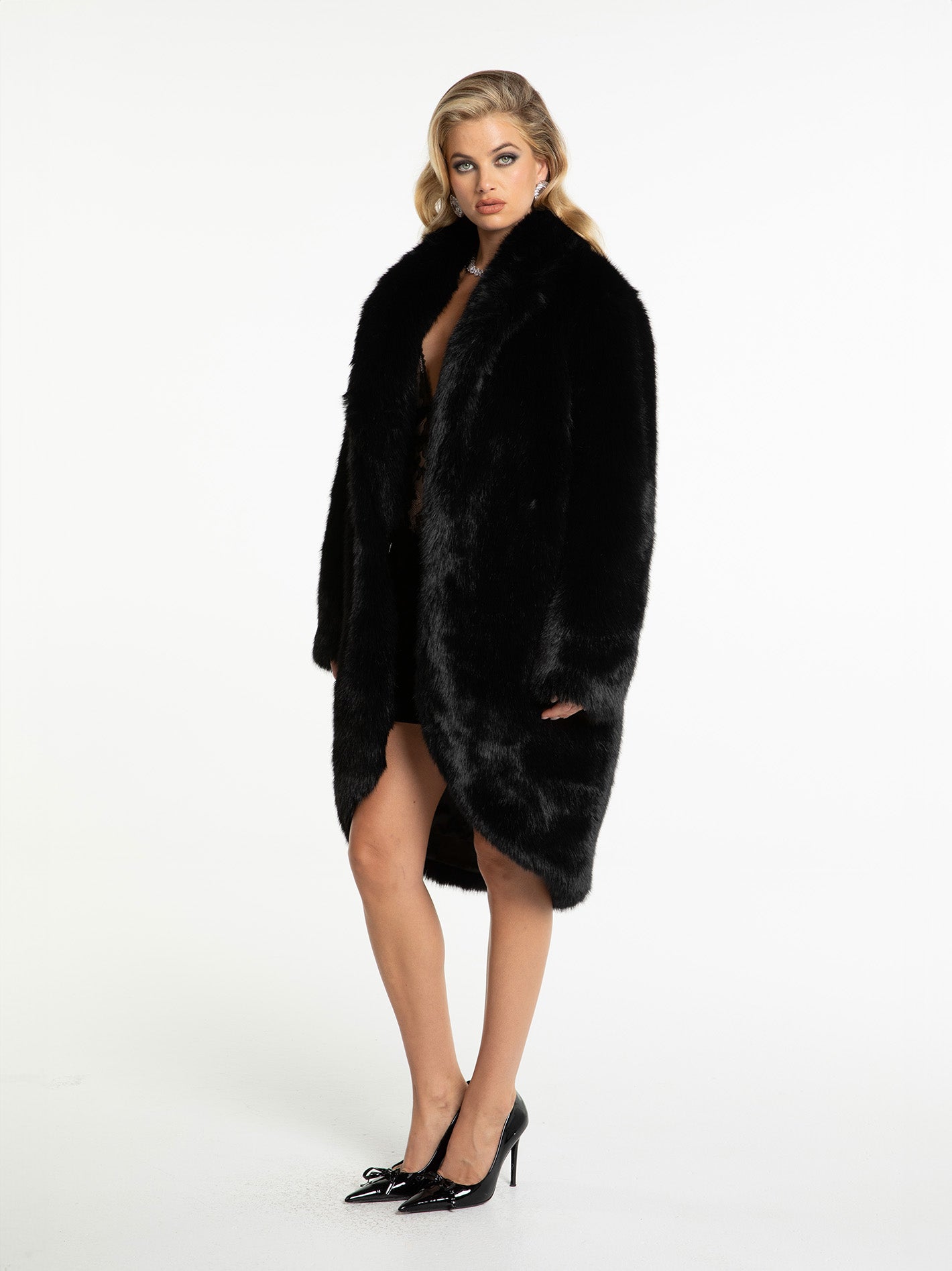 Shop Nana Jacqueline Sofia Fur Coat (black)