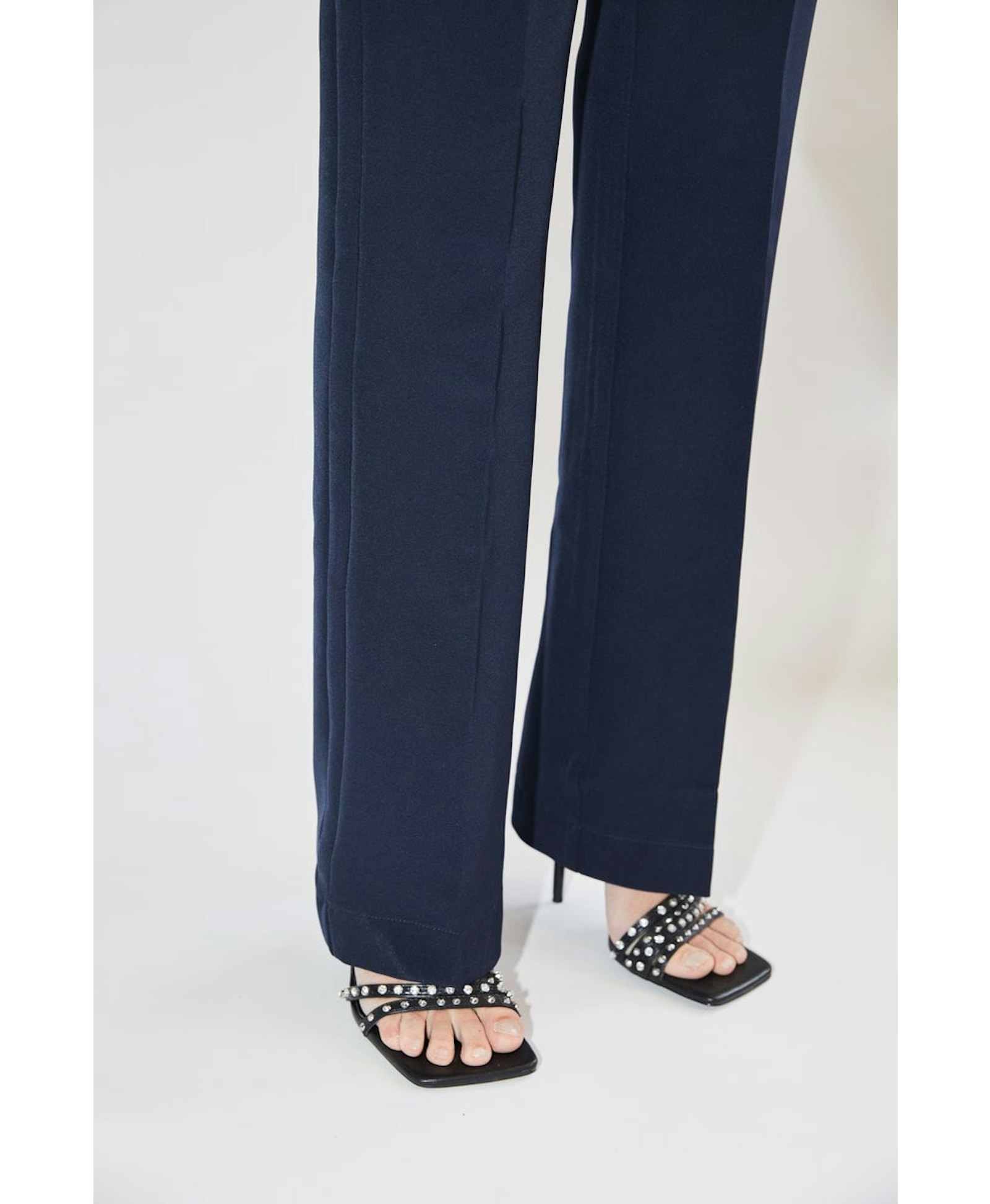 Nanna Pants - Navy made by HERSKIND