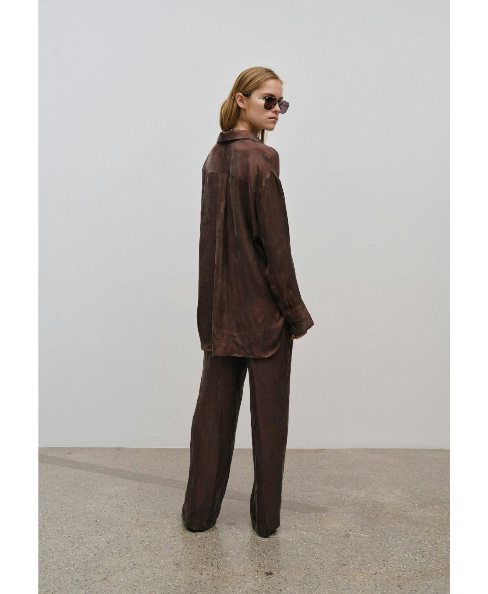 Jenka Shirt - Chestnut made by HERSKIND