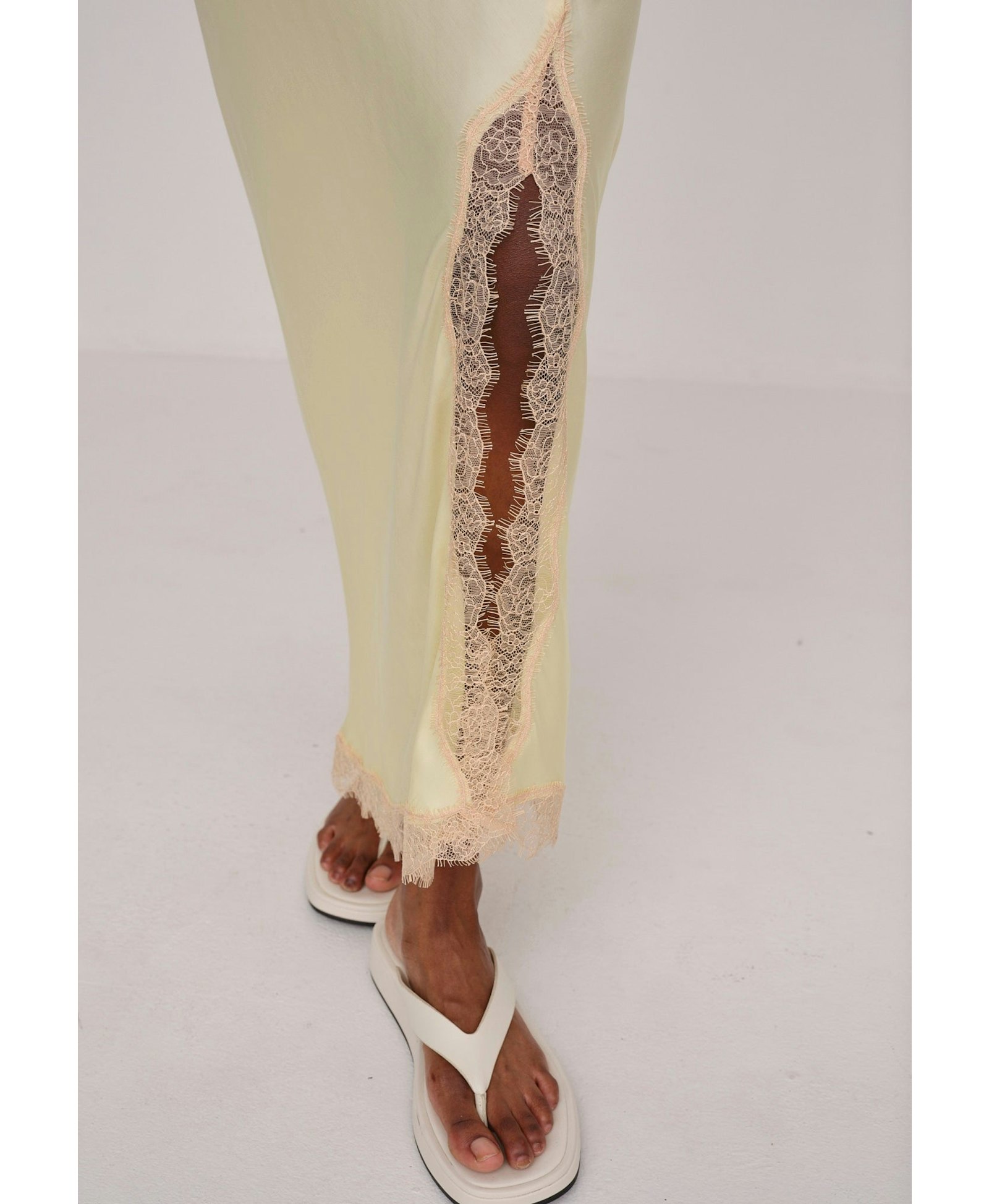 Jonathan Dress - Ice Yellow made by HERSKIND