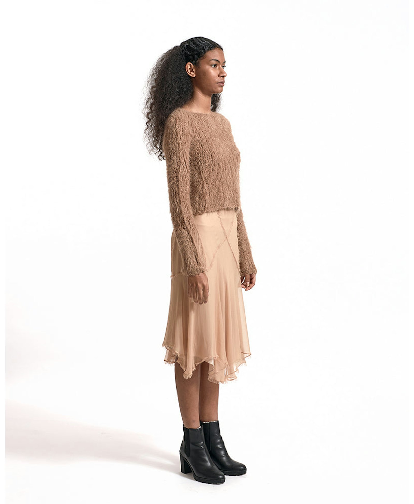 SUCRE crop sweater in Beige made by AYNI