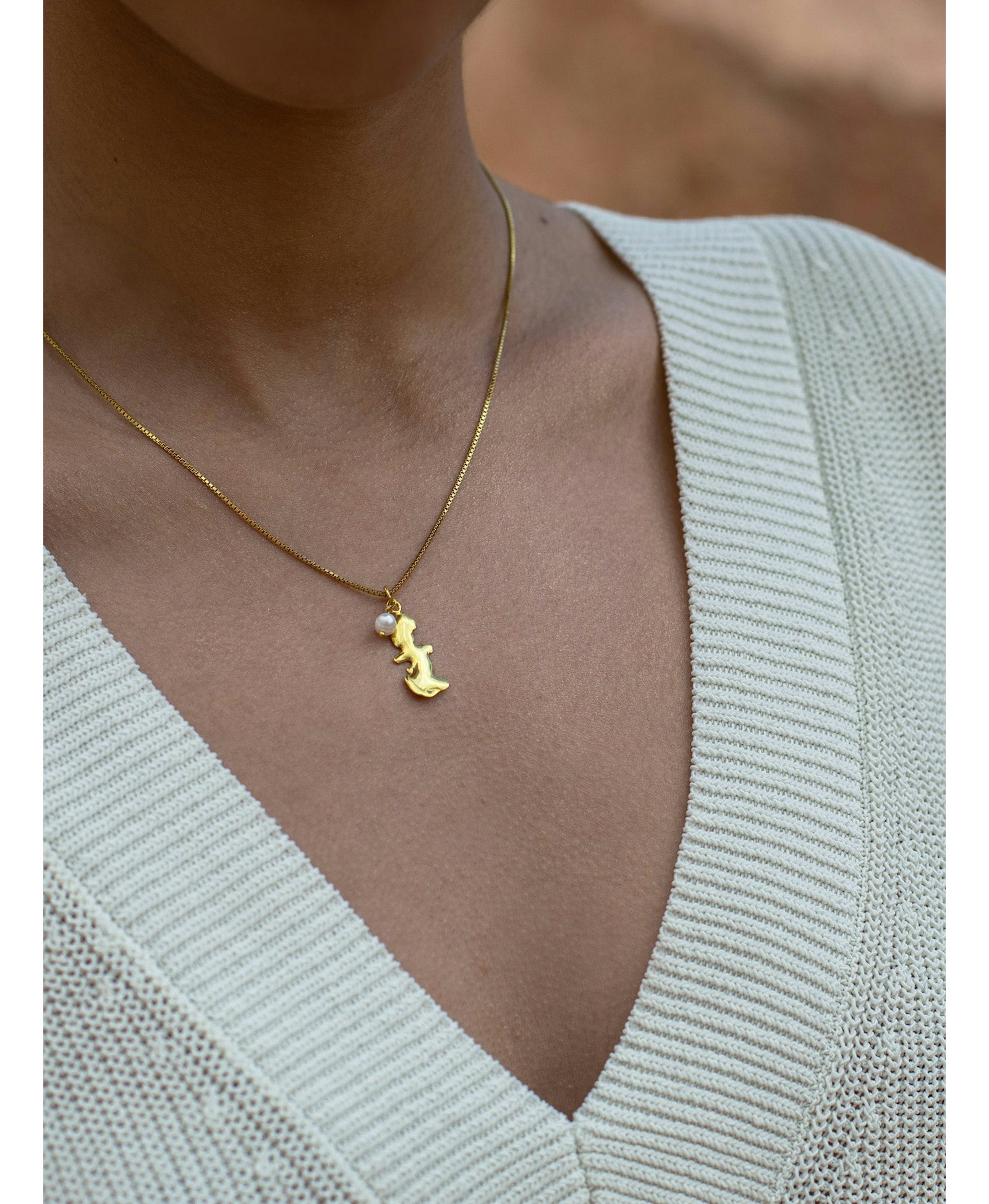 Euphoria Shaman Small Necklace Gold in Gold made by Eva Remenyi