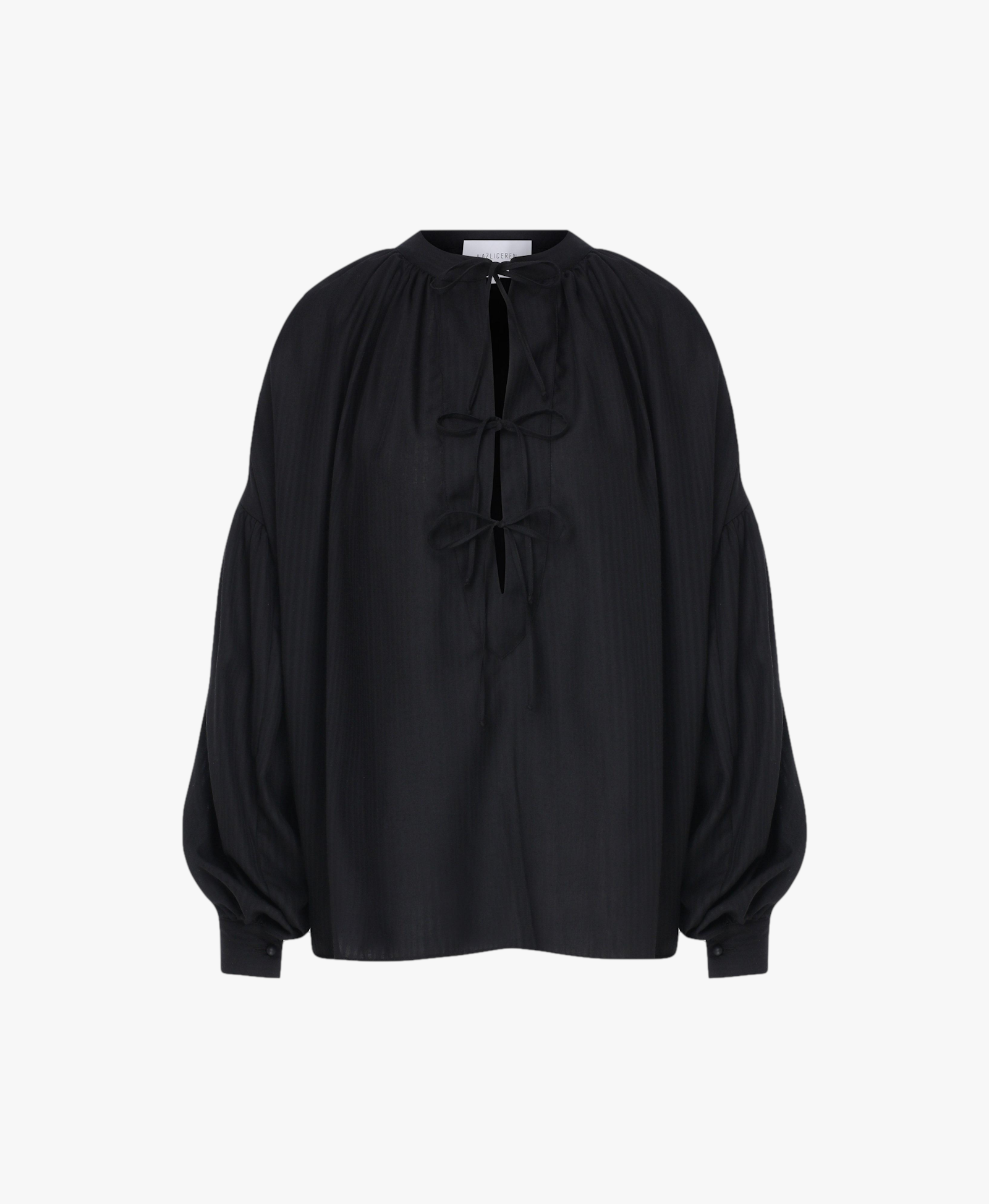 Eve Shirt in Black made by Nazli Ceren