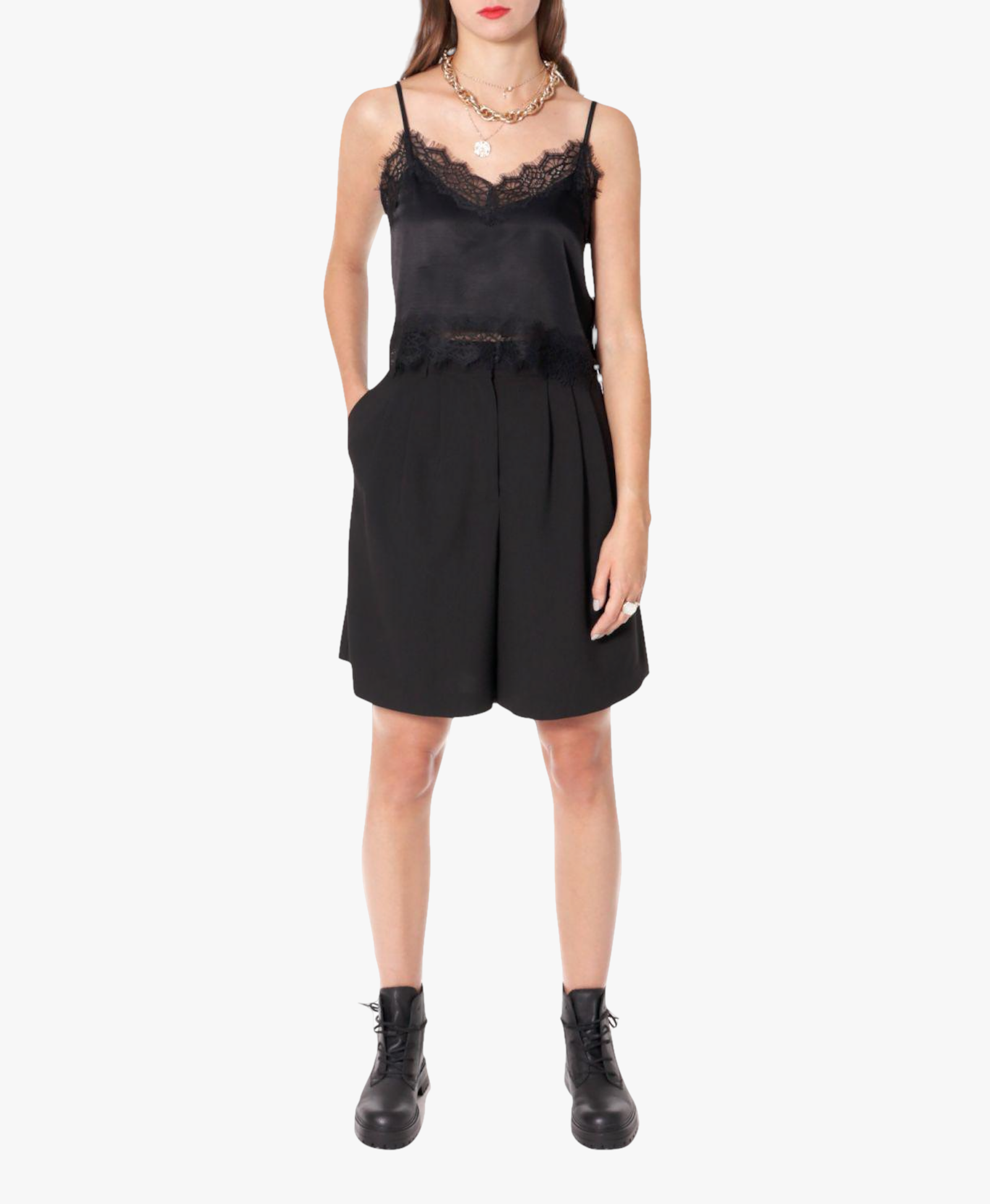 Shorts Billie Neutral Black made by HALEWSKI