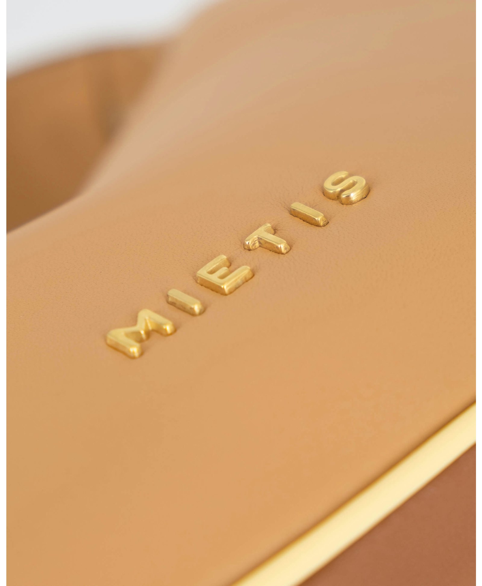 Muffin Hobo Camel / Tan in Beige made by Mietis