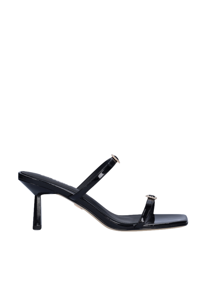 Lola Cruz Shoes Samdoria In Black | ModeSens