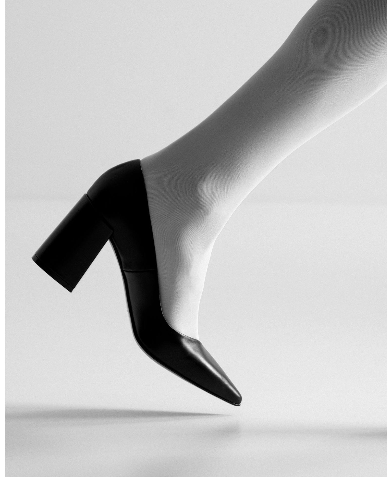 The Perfect Pump - Black made by ESSEN