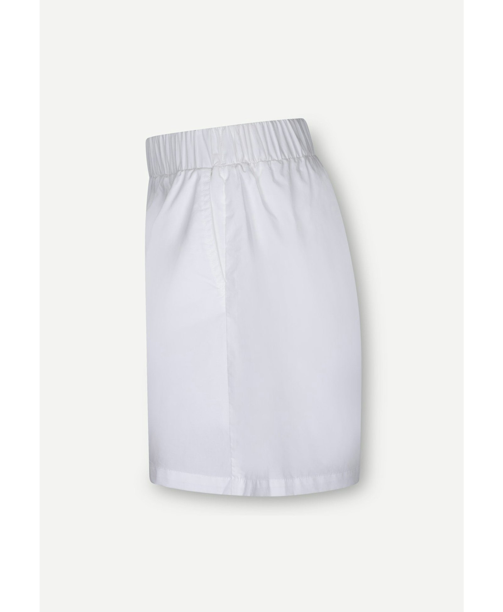 Bryan Shorts - White made by HERSKIND