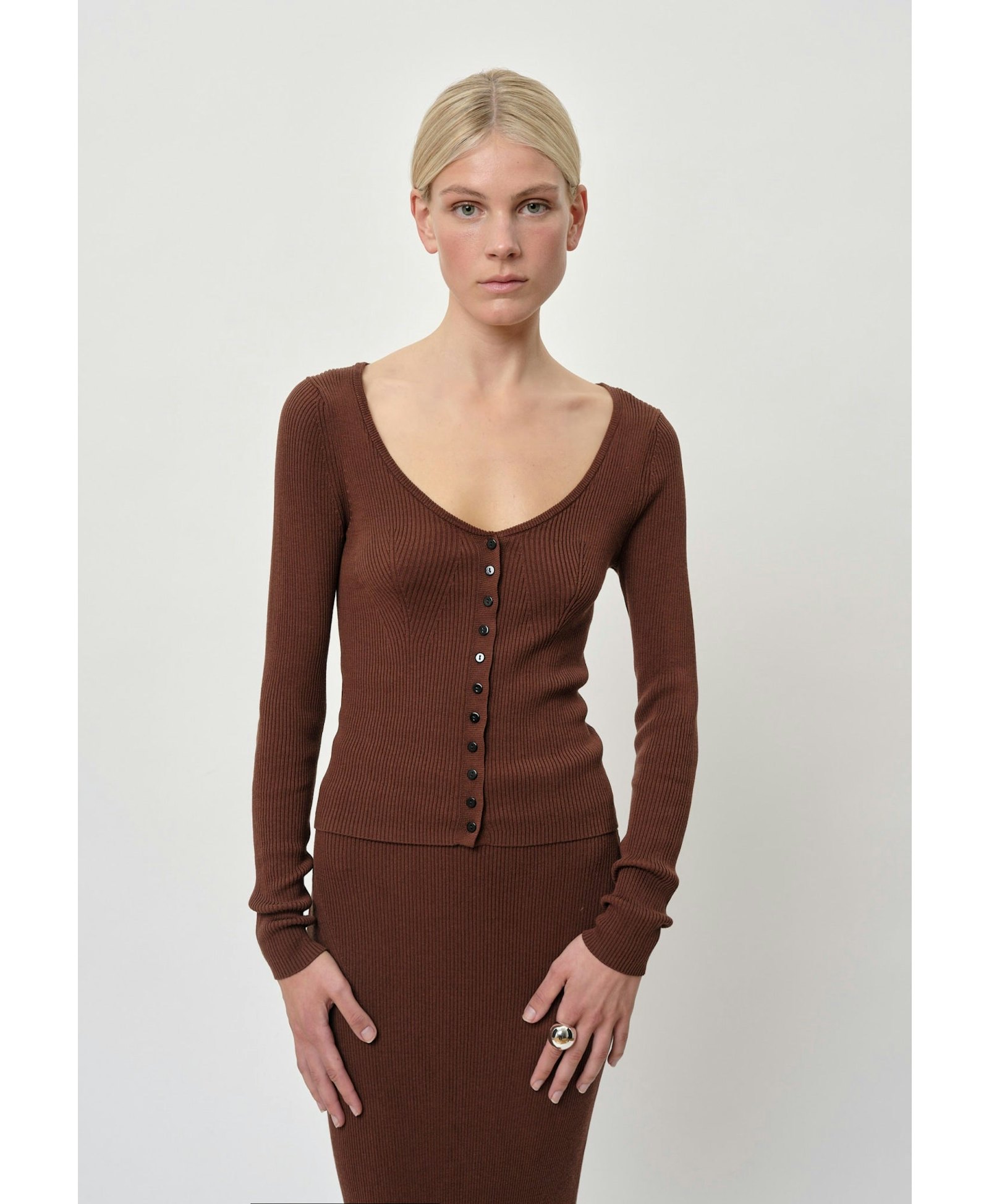 Gili Knit Blouse - Toffee made by HERSKIND