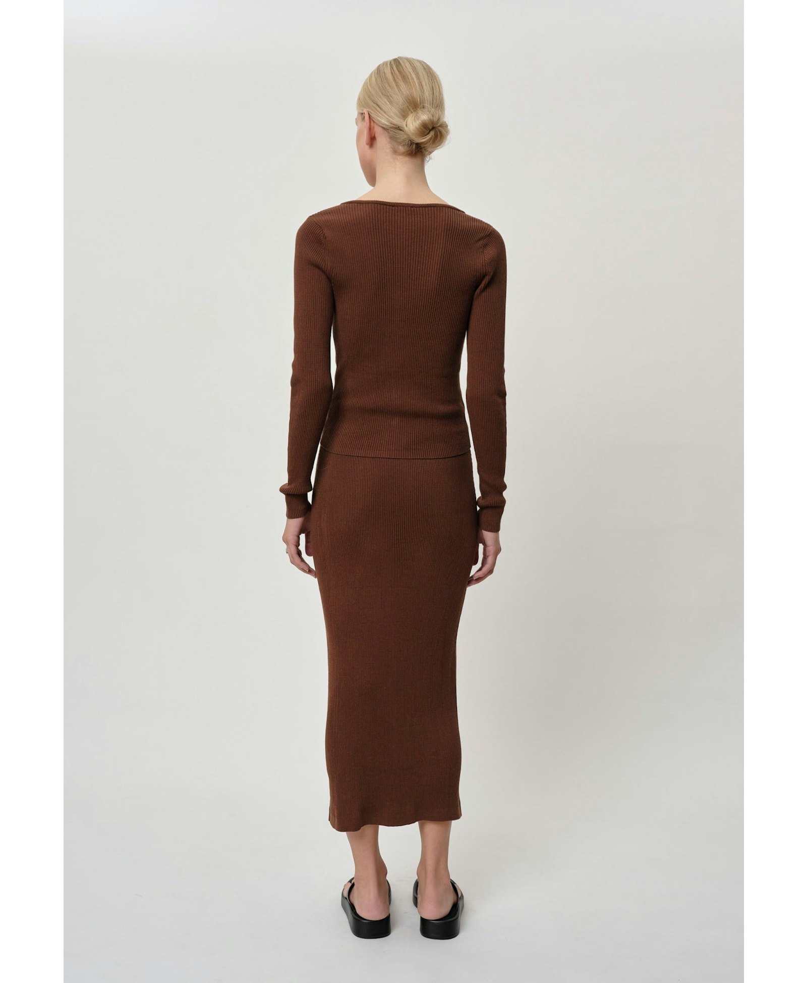 Gili Knit Blouse - Toffee made by HERSKIND