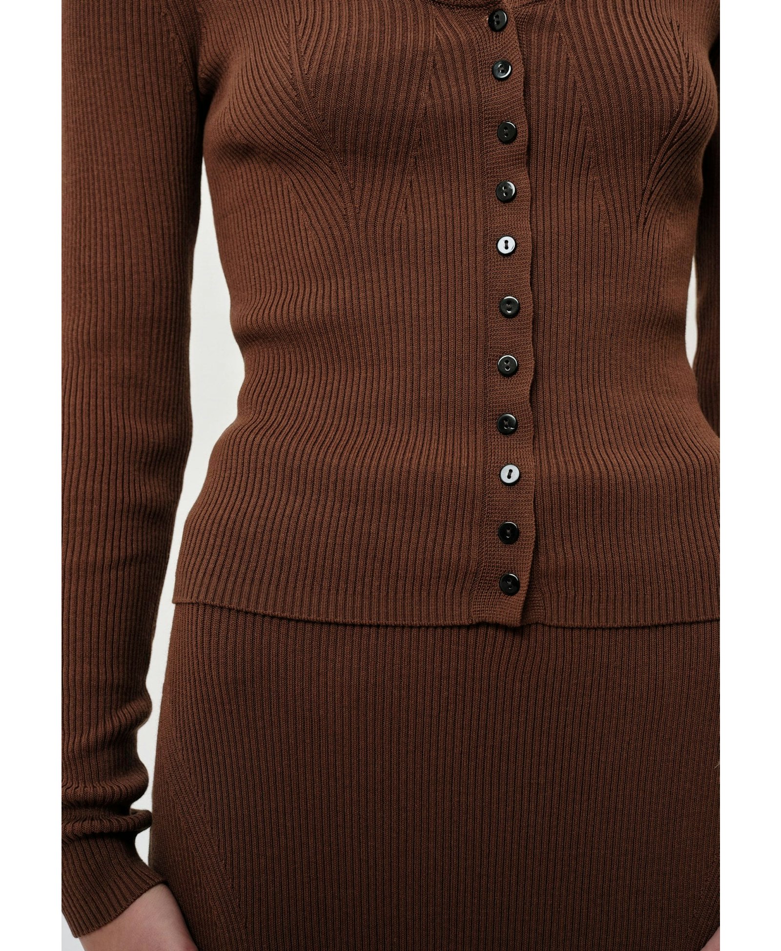 Gili Knit Blouse - Toffee made by HERSKIND