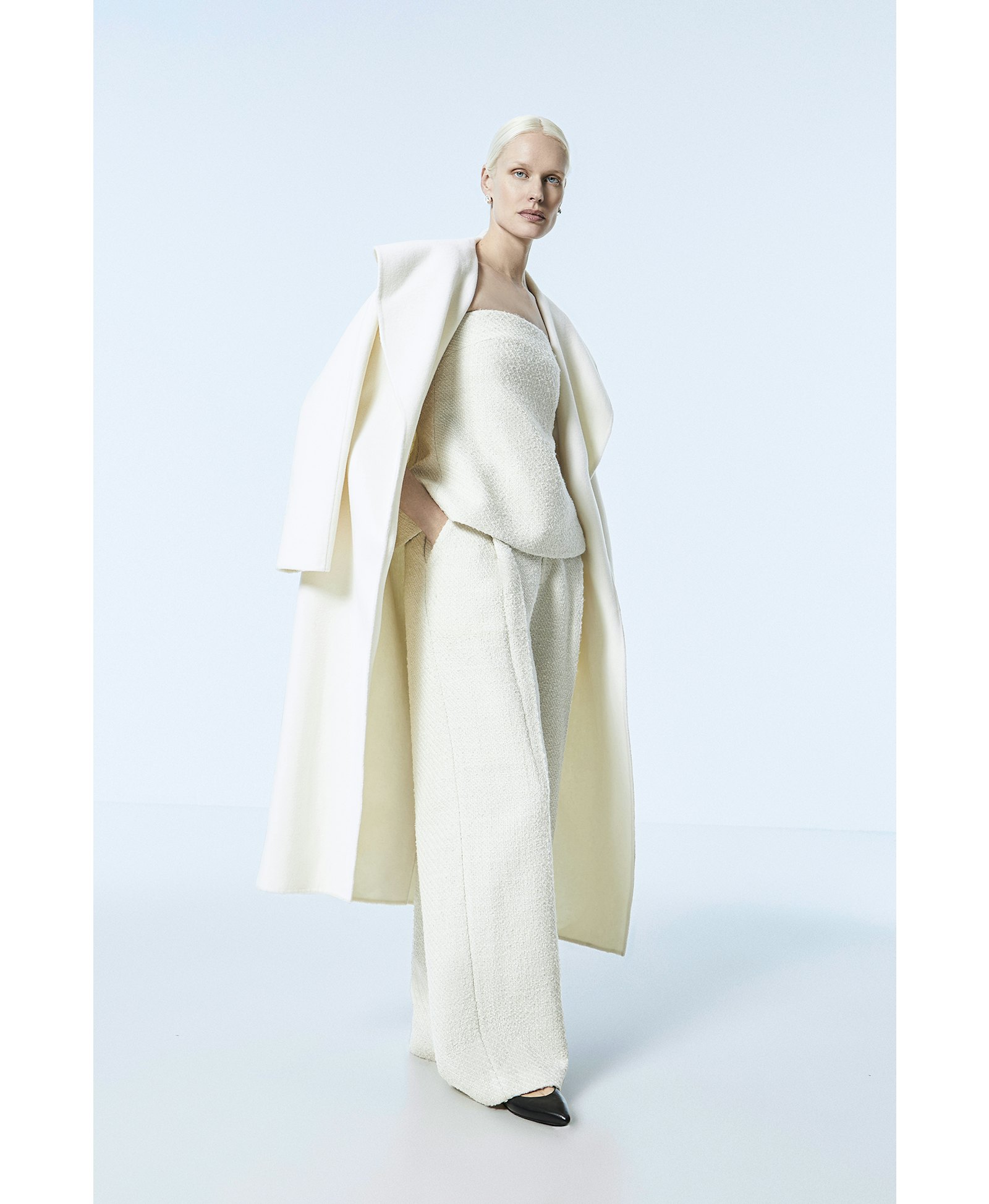 The Mary Jane - Black made by ESSEN