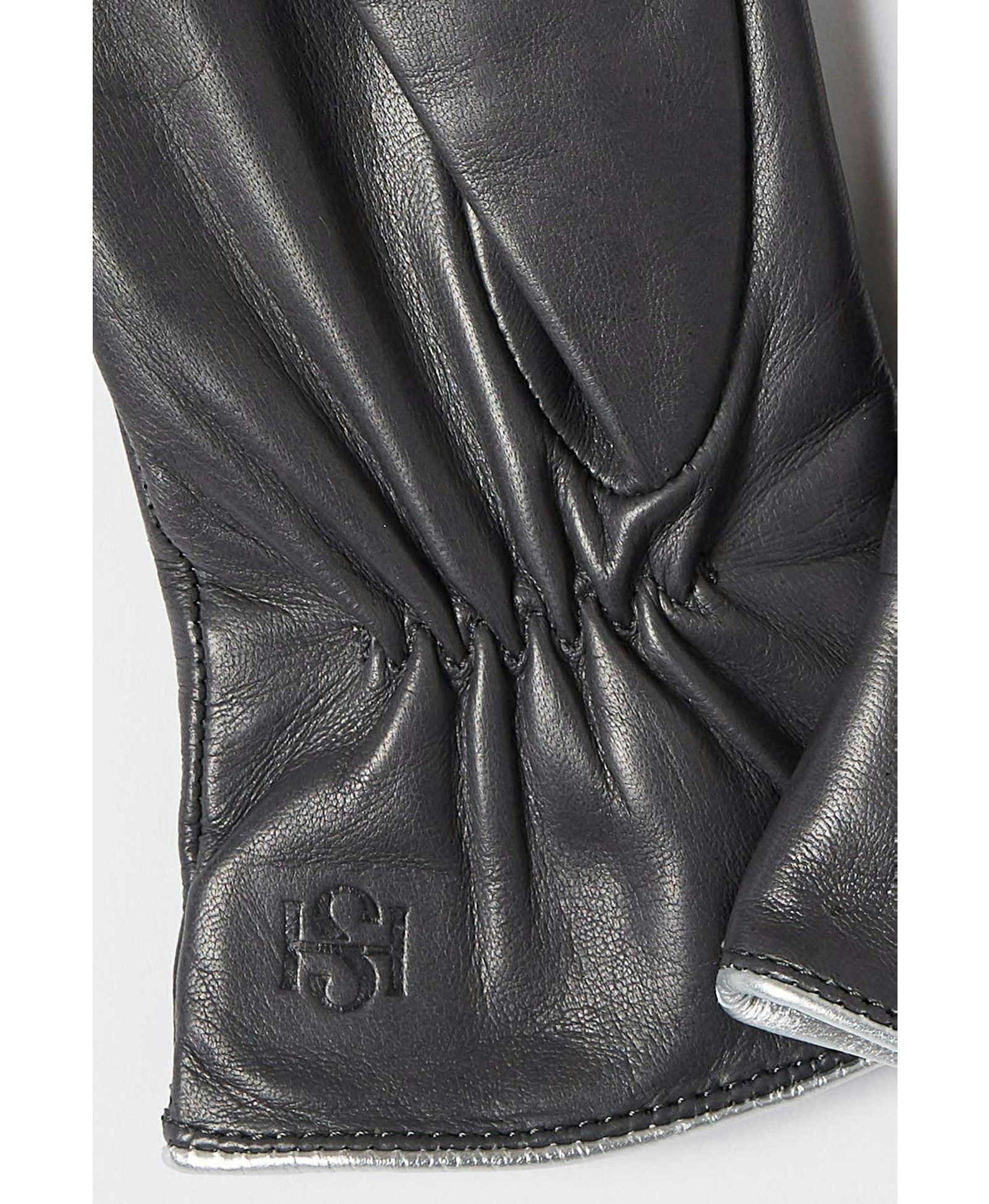 Statement Iron made by Handsome Stockholm