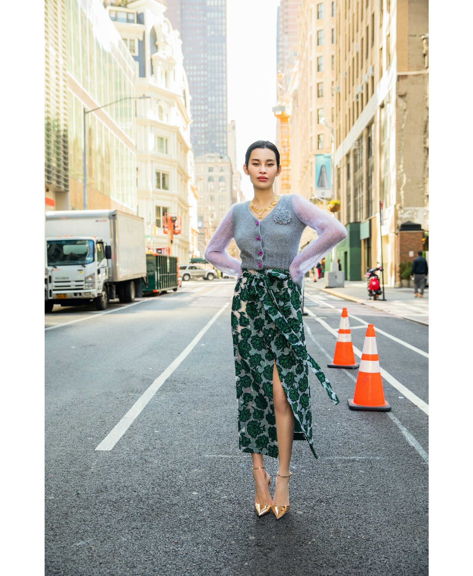 Grey Handmade Cashmere Knit Cardigan in Grey made by ANDREEVA