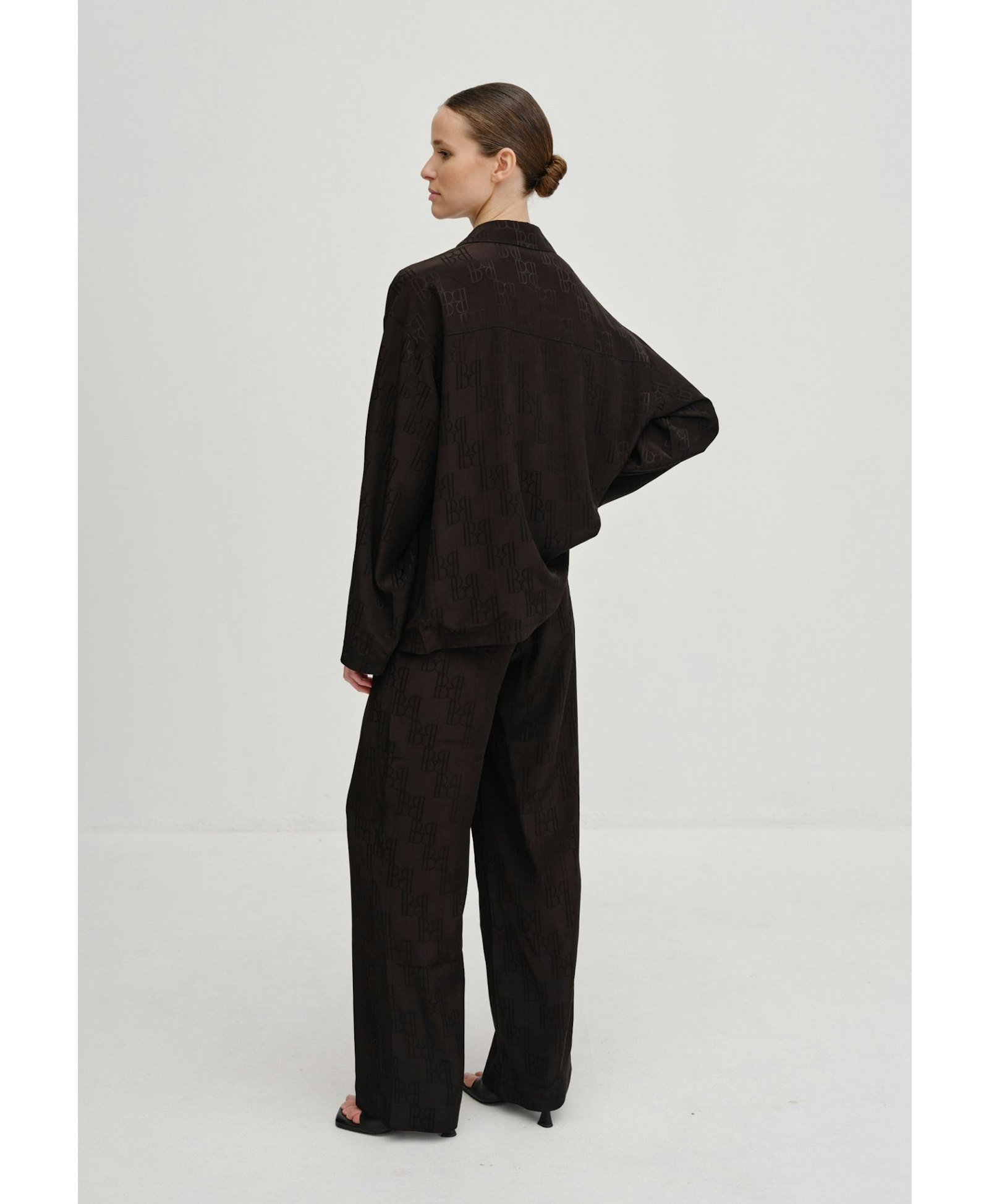 Py Blouse - Black in Black made by HERSKIND