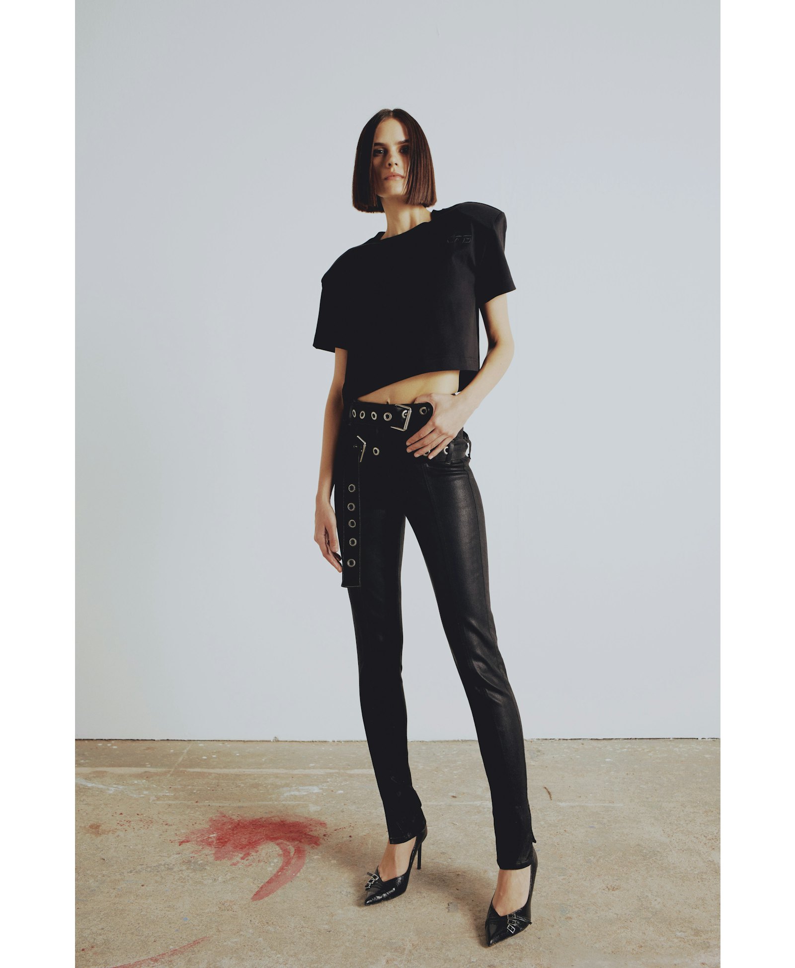 YOUR *ITCH SHOULDER PADDED T-SHIRT - JET BLACK made by PCFG