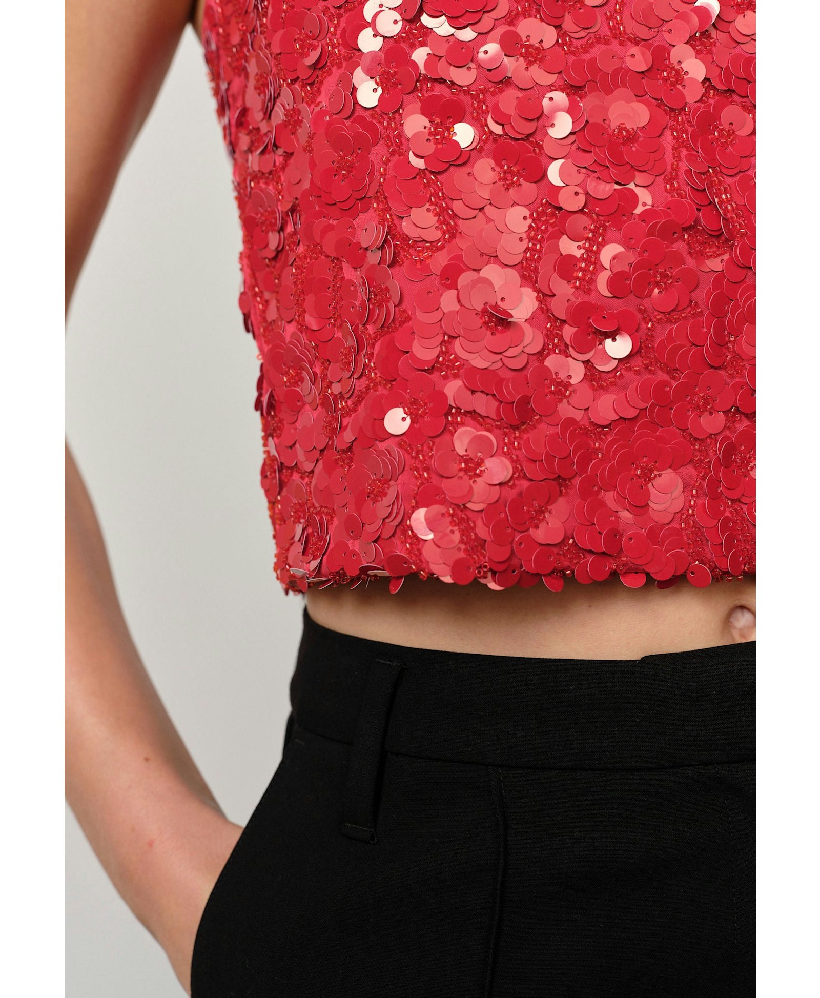 Nielsson Top - Red made by HERSKIND