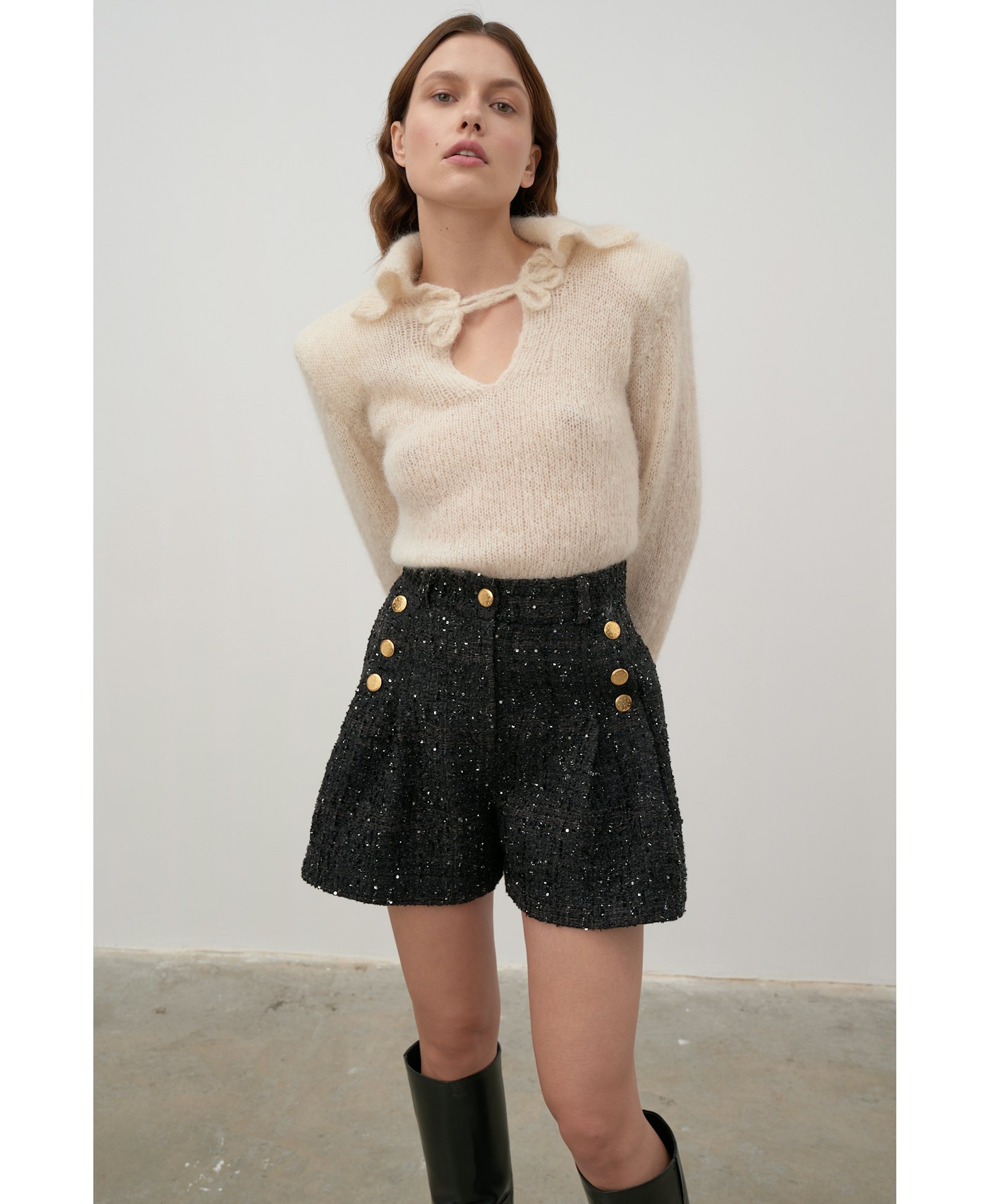 Hand-knitted sweater made by Karen Arcanjo