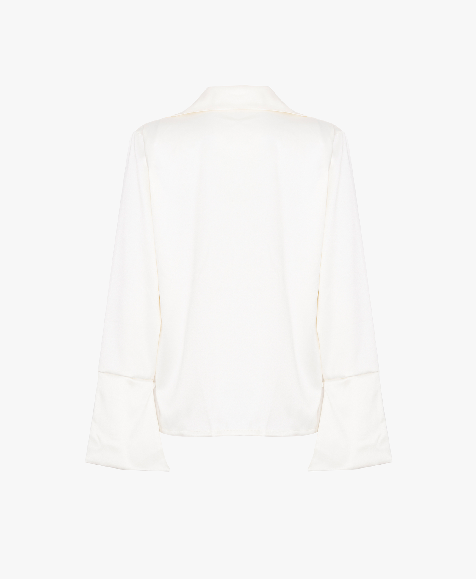 Lirio Shirt in White made by Camila Sarmiento