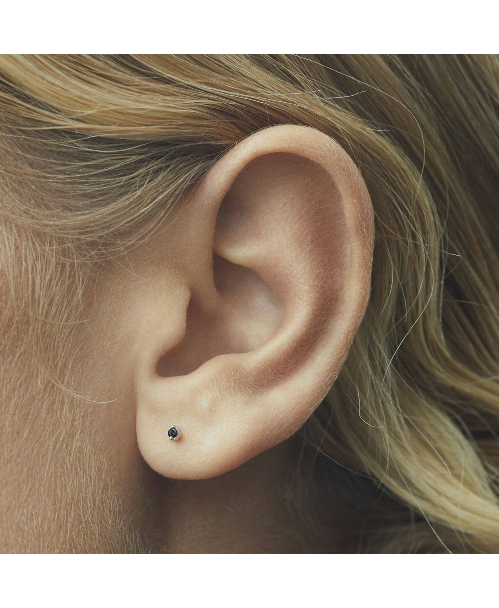 EBONY LABRET - BLACK DIAMOND & WHITE GOLD made by ENNUI