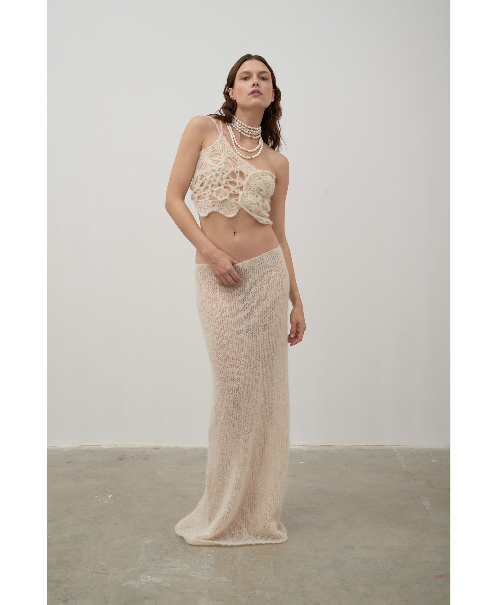 Hand-knitted skirt made by Karen Arcanjo