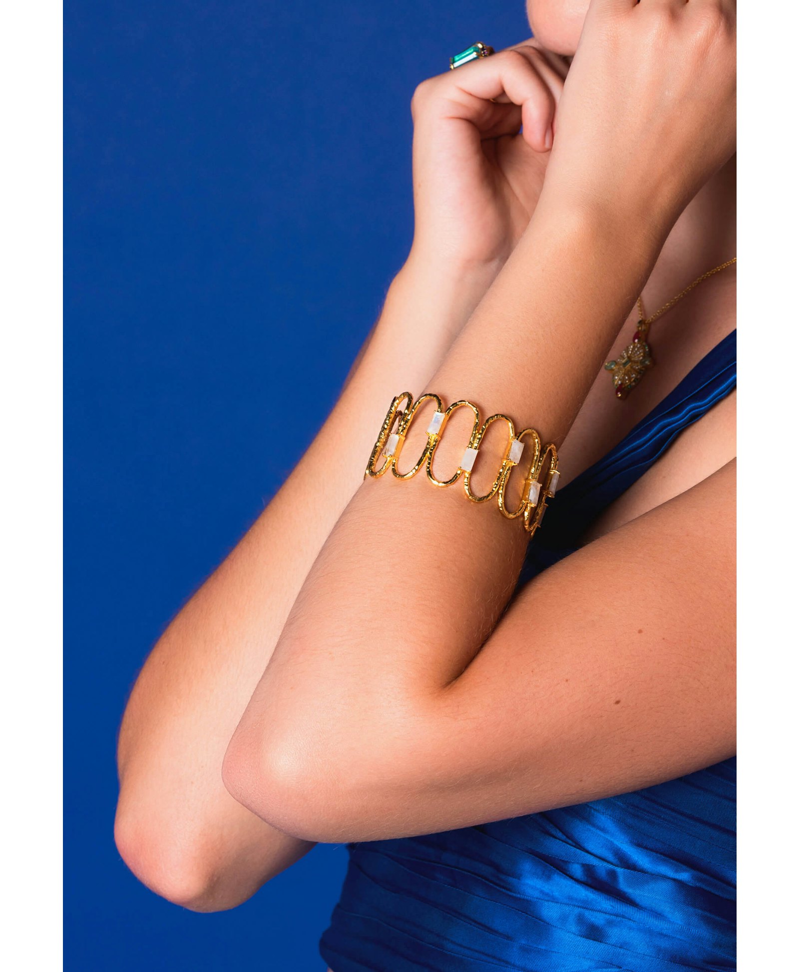 Brazalete Rinaldi Dorado made by Lavani Jewels