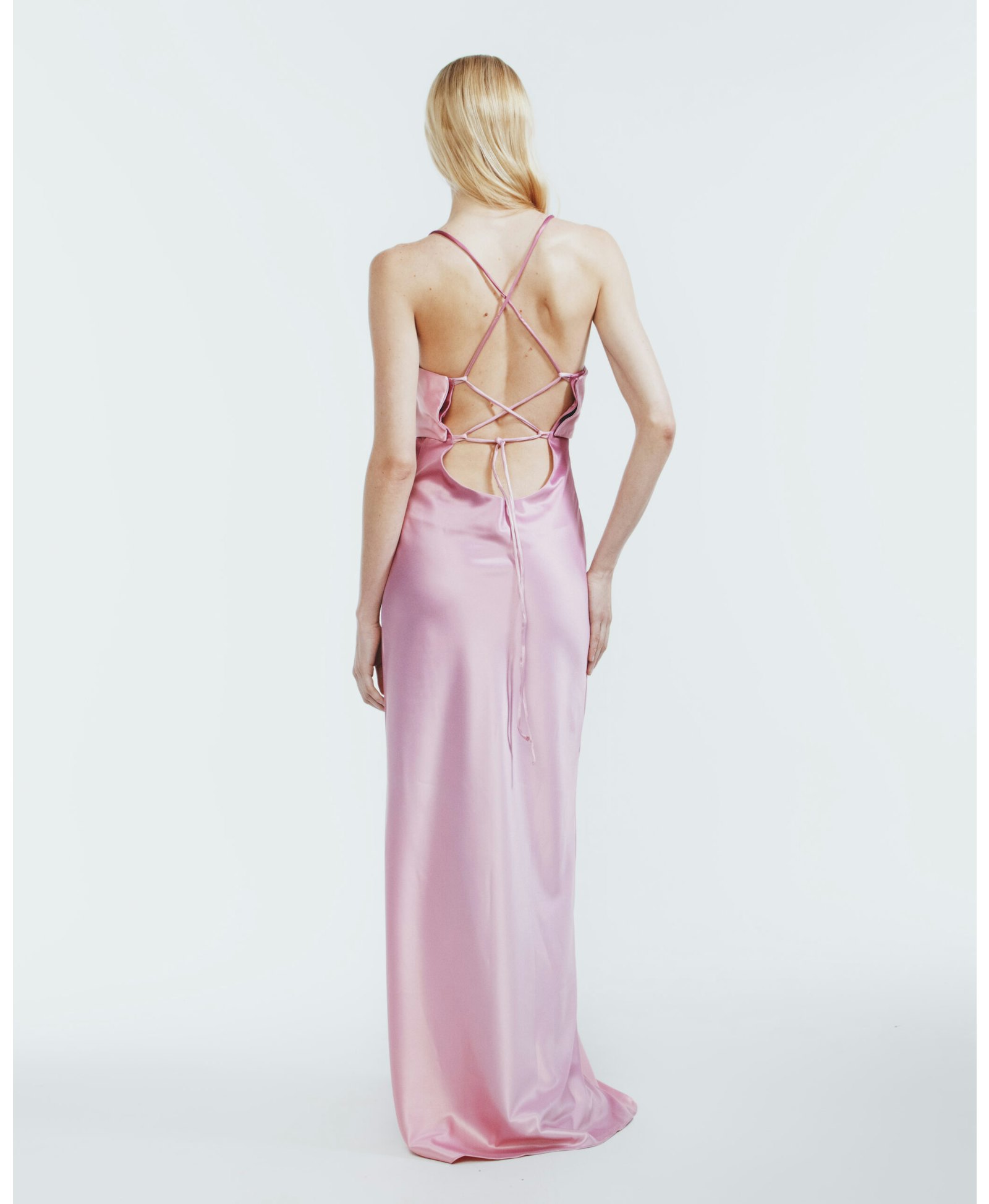 TWO PIECE DAISY PINK made by Camila Sarmiento