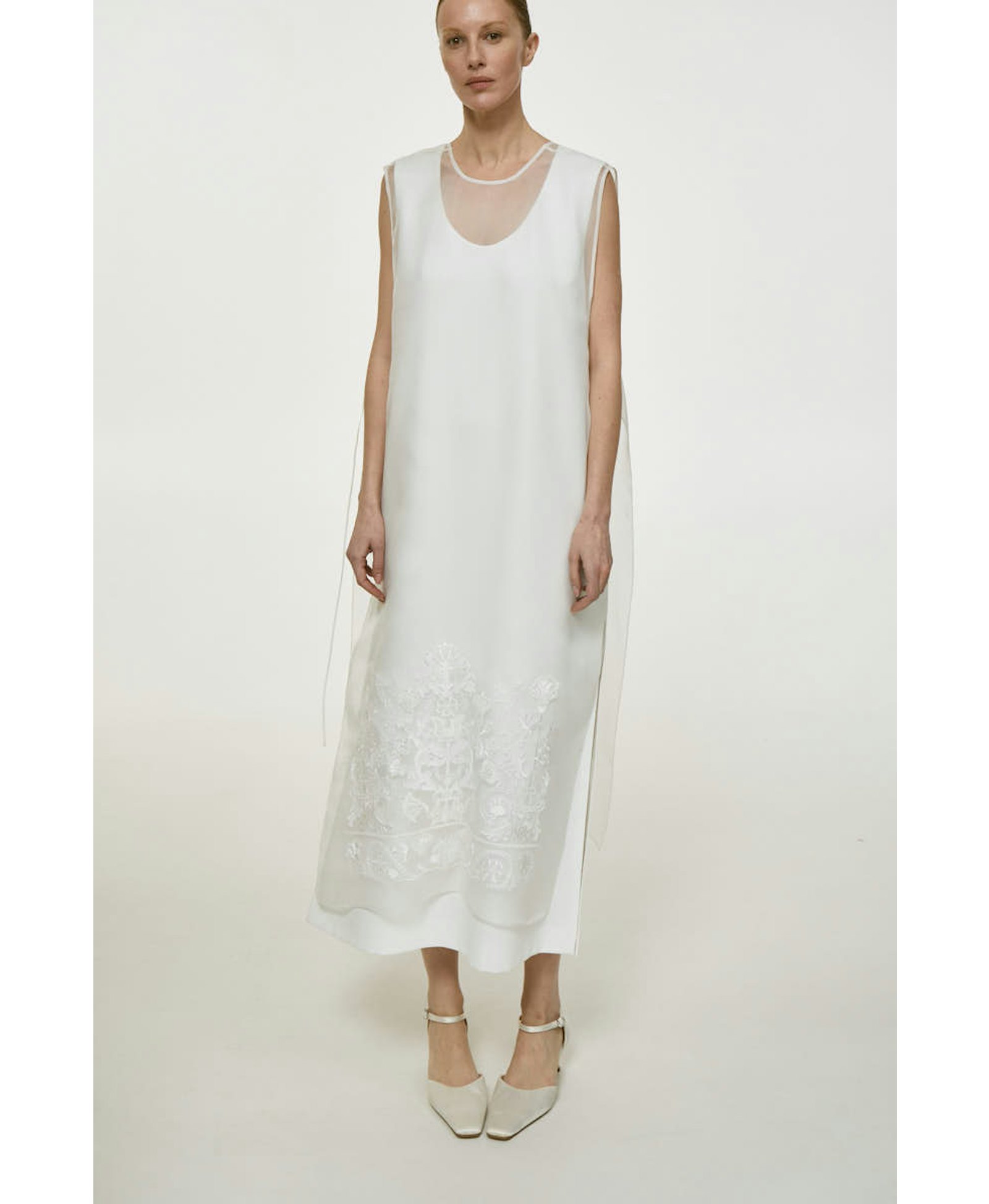 MILK EMBROIDERED SHAWL made by DELEGAN Clothes