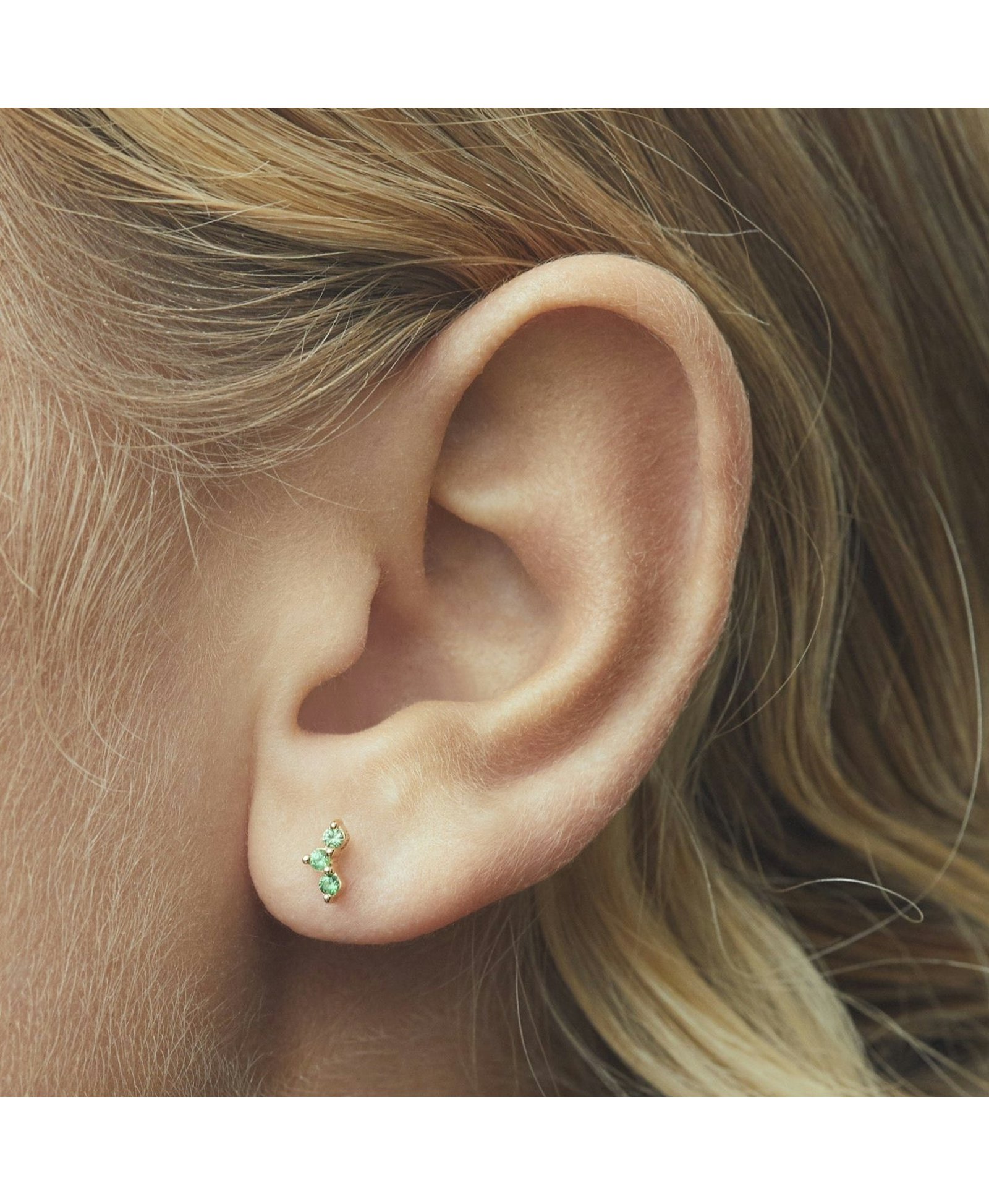 HONEY I'M HOME LABRET TSAVORITE & YELLOW GOLD made by ENNUI