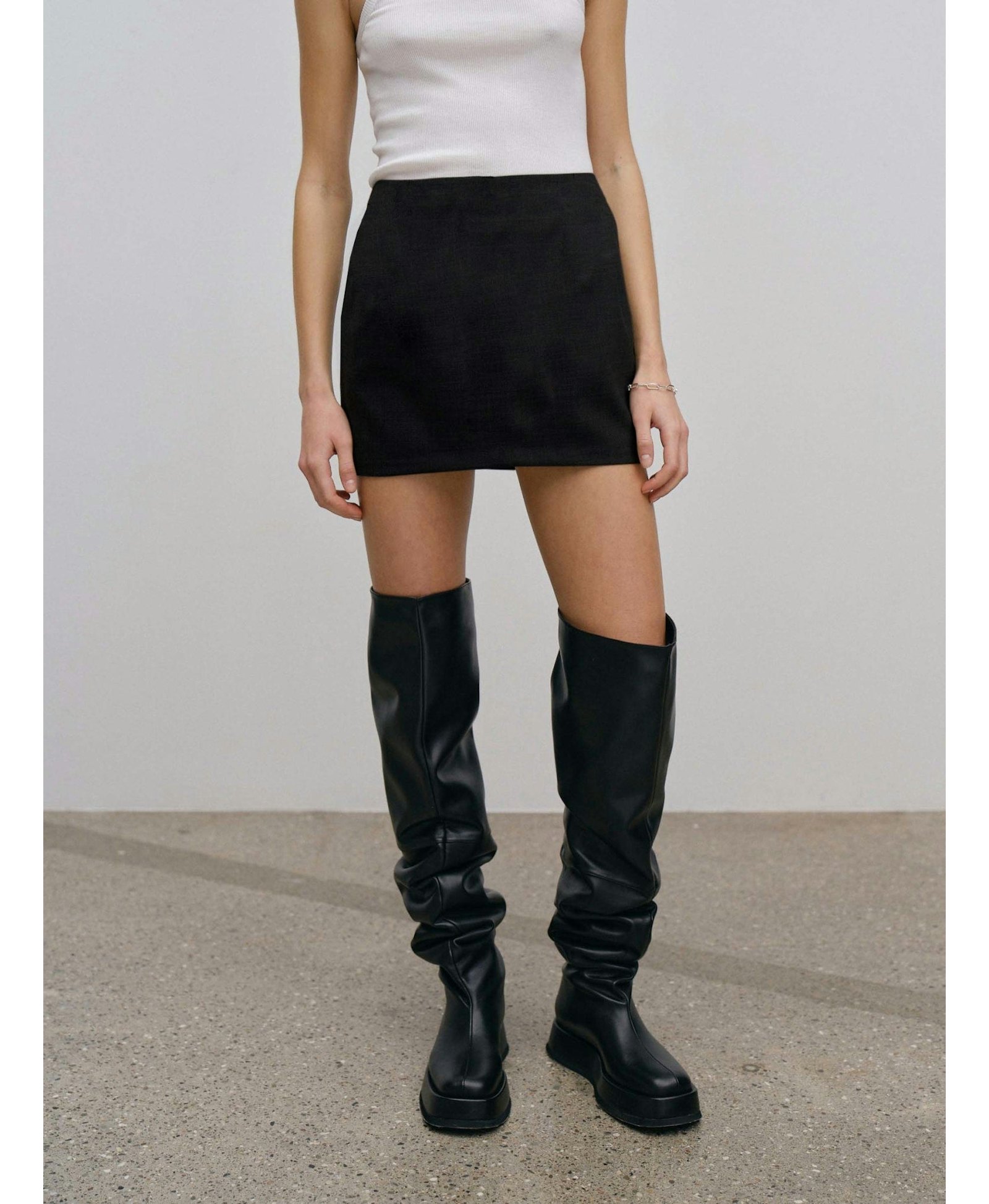 Debby Mini skirt - Black made by HERSKIND