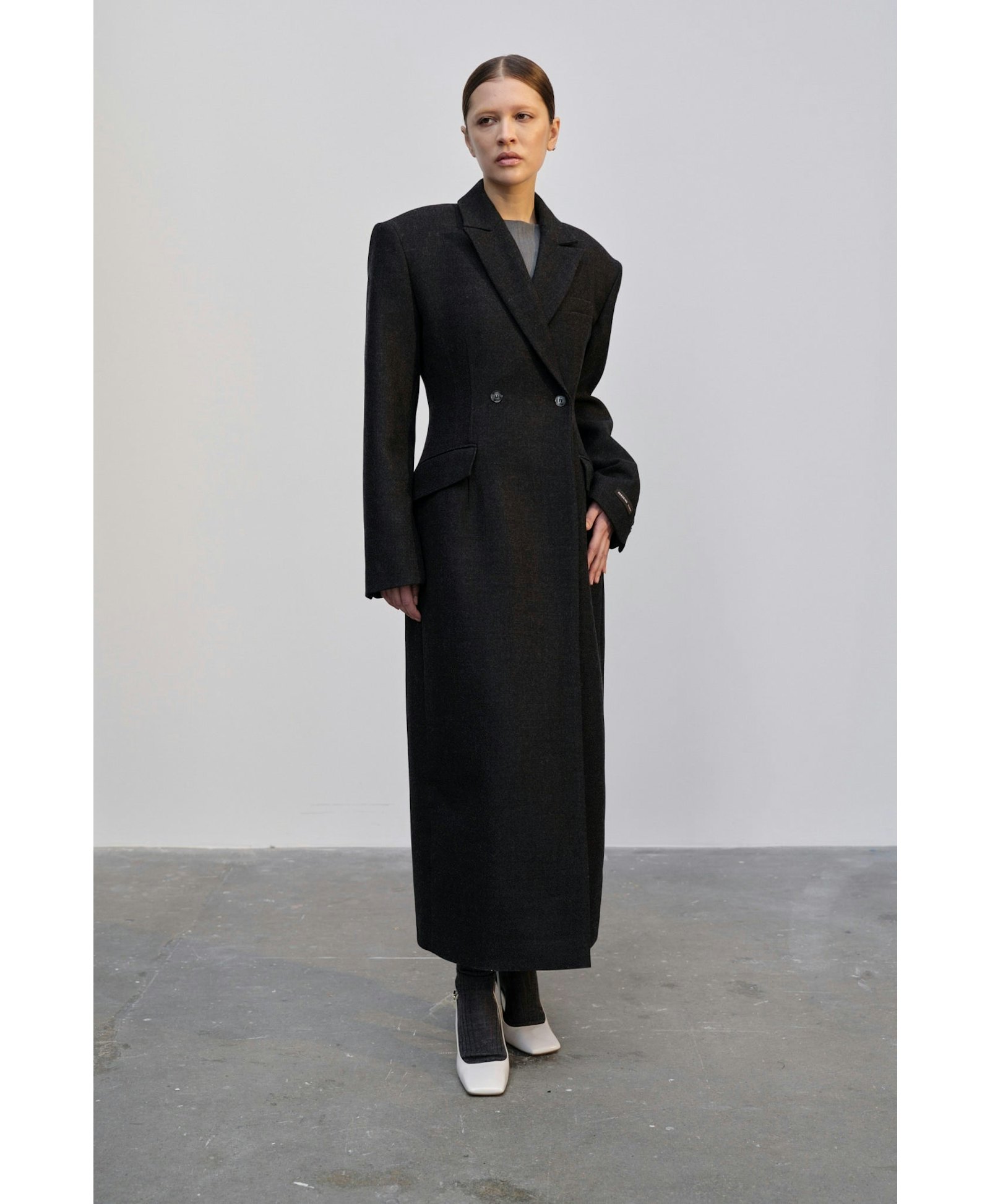 Ultra De Lux Coat - Dark Grey made by HERSKIND