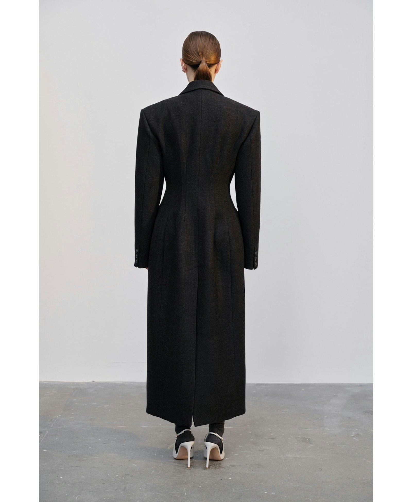 Ultra De Lux Coat - Dark Grey made by HERSKIND