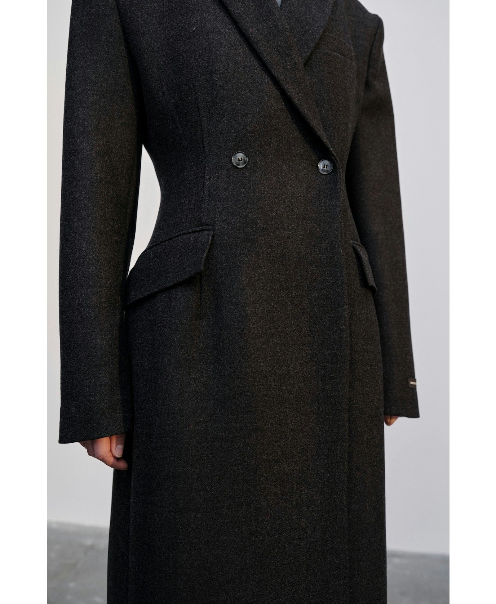 Ultra De Lux Coat - Dark Grey made by HERSKIND
