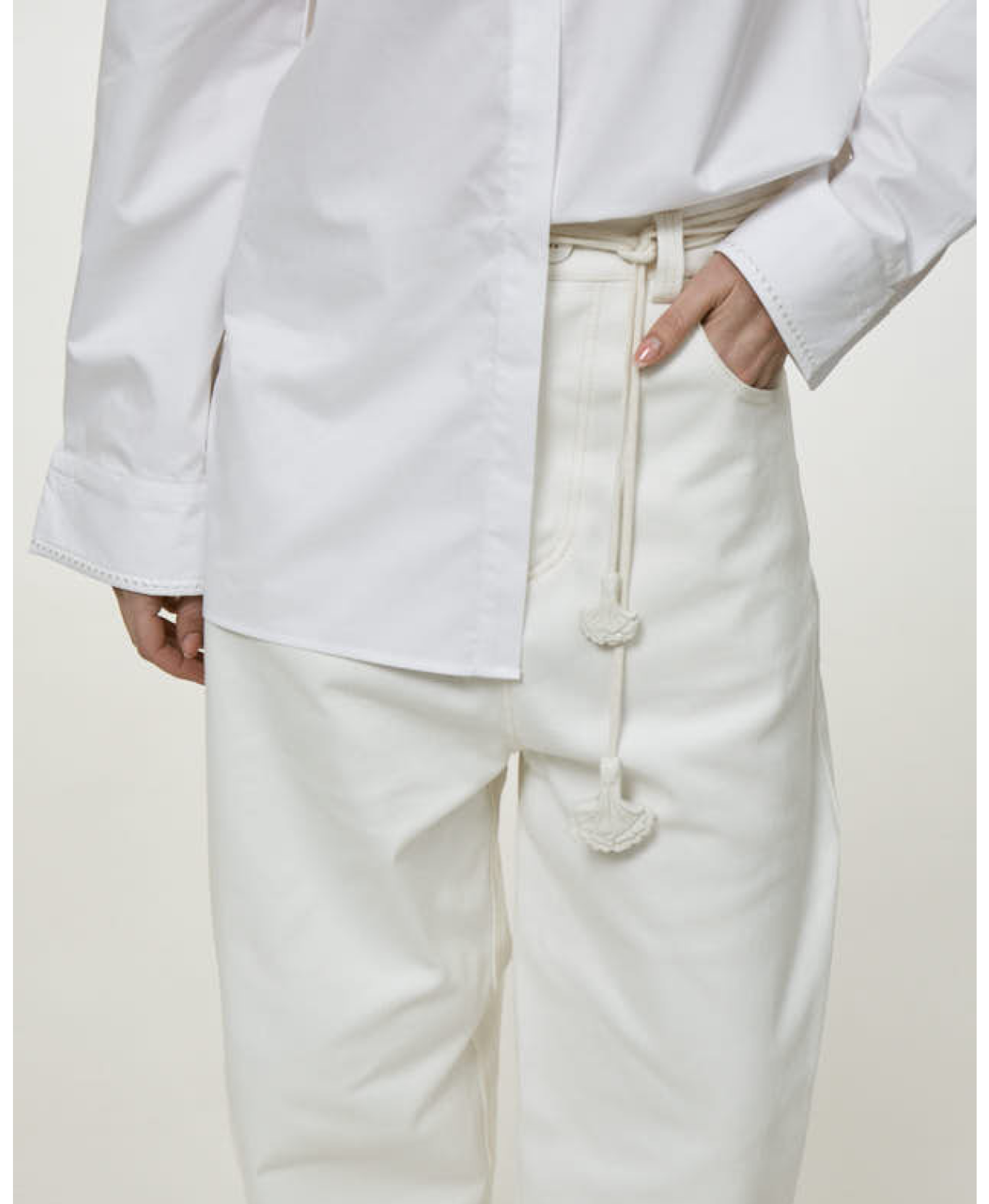 BELT WITH PORCELAIN BLUEBOTTLES made by DELEGAN Clothes