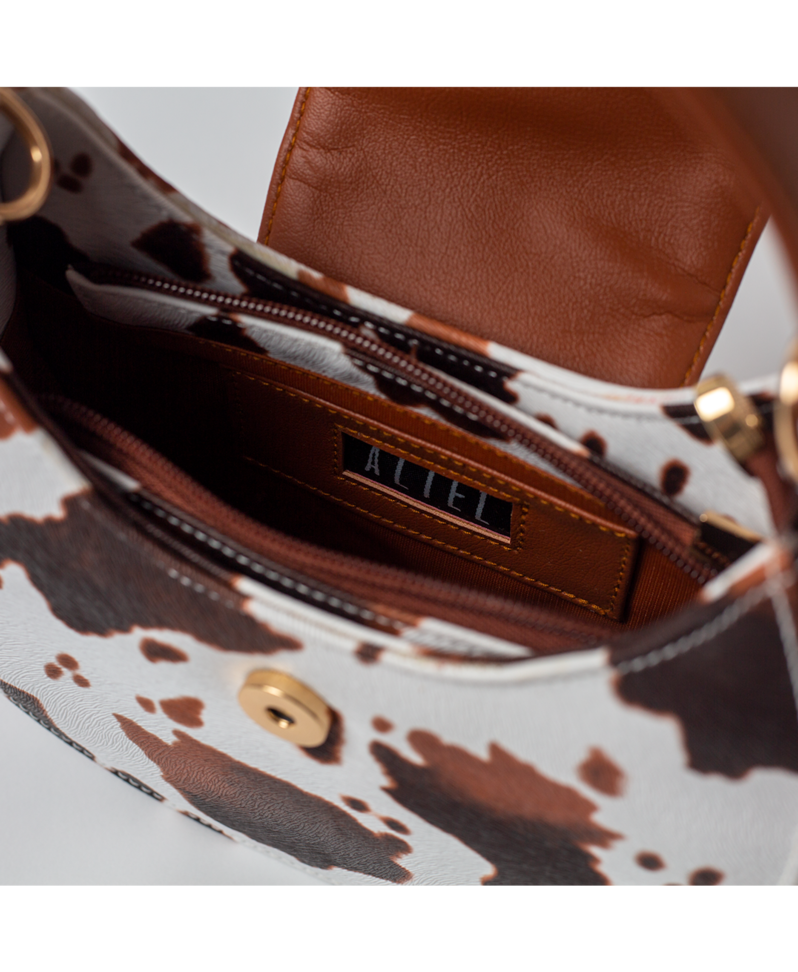 Mow - Camel - Halfmoon bag made by ALIEL