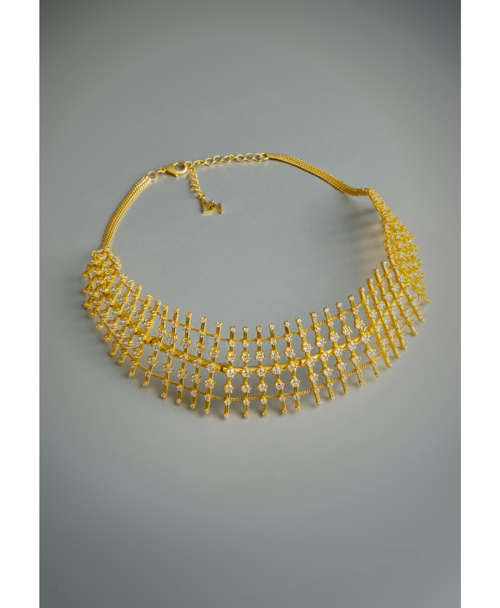Choker Dorado Helia made by Lavani Jewels