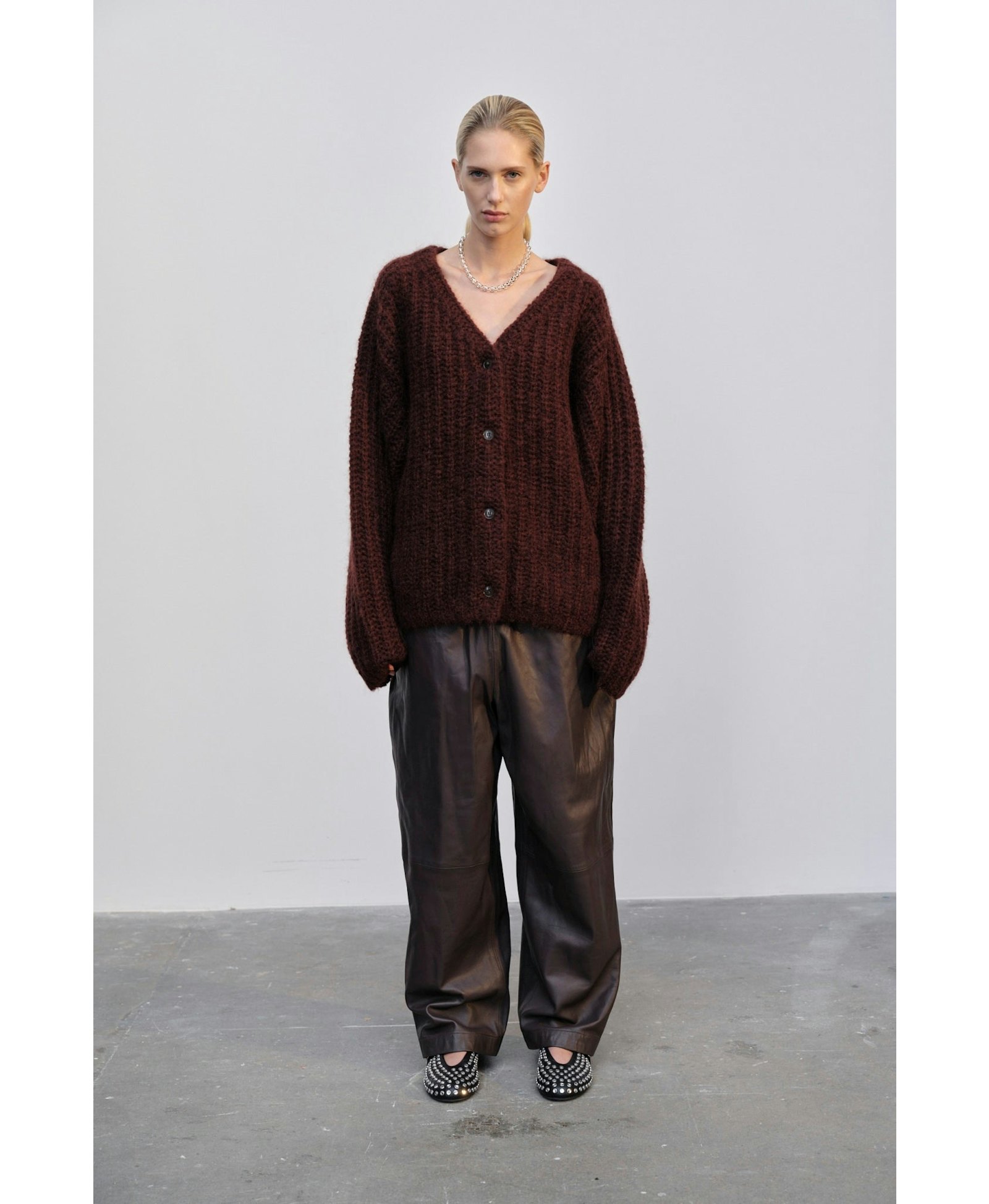 Ace Knit Cardigan - Oxblood made by HERSKIND