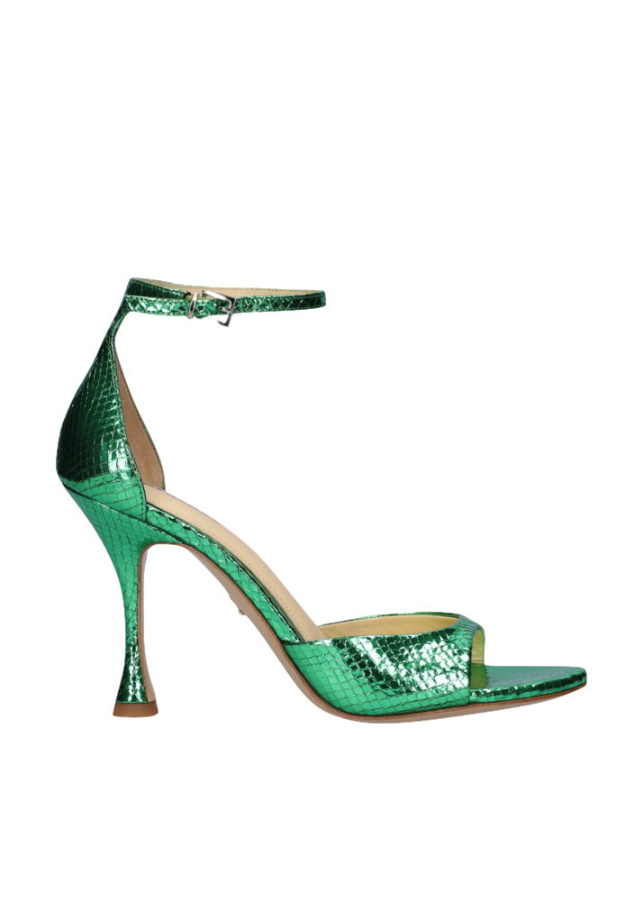 Lola Cruz Shoes New Kumala In Green