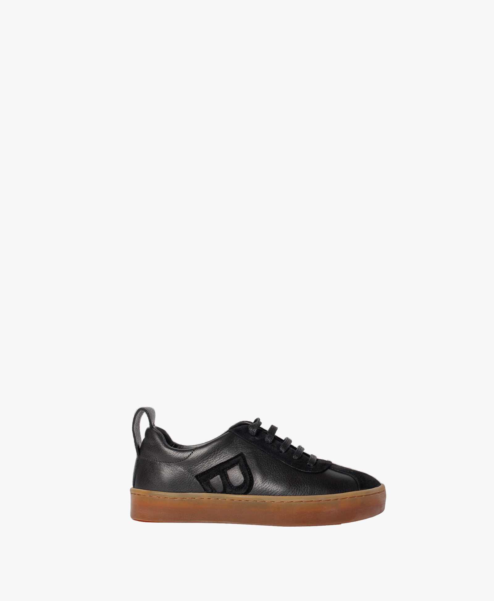 THE ELIN BLACK SNEAKER made by Blankens