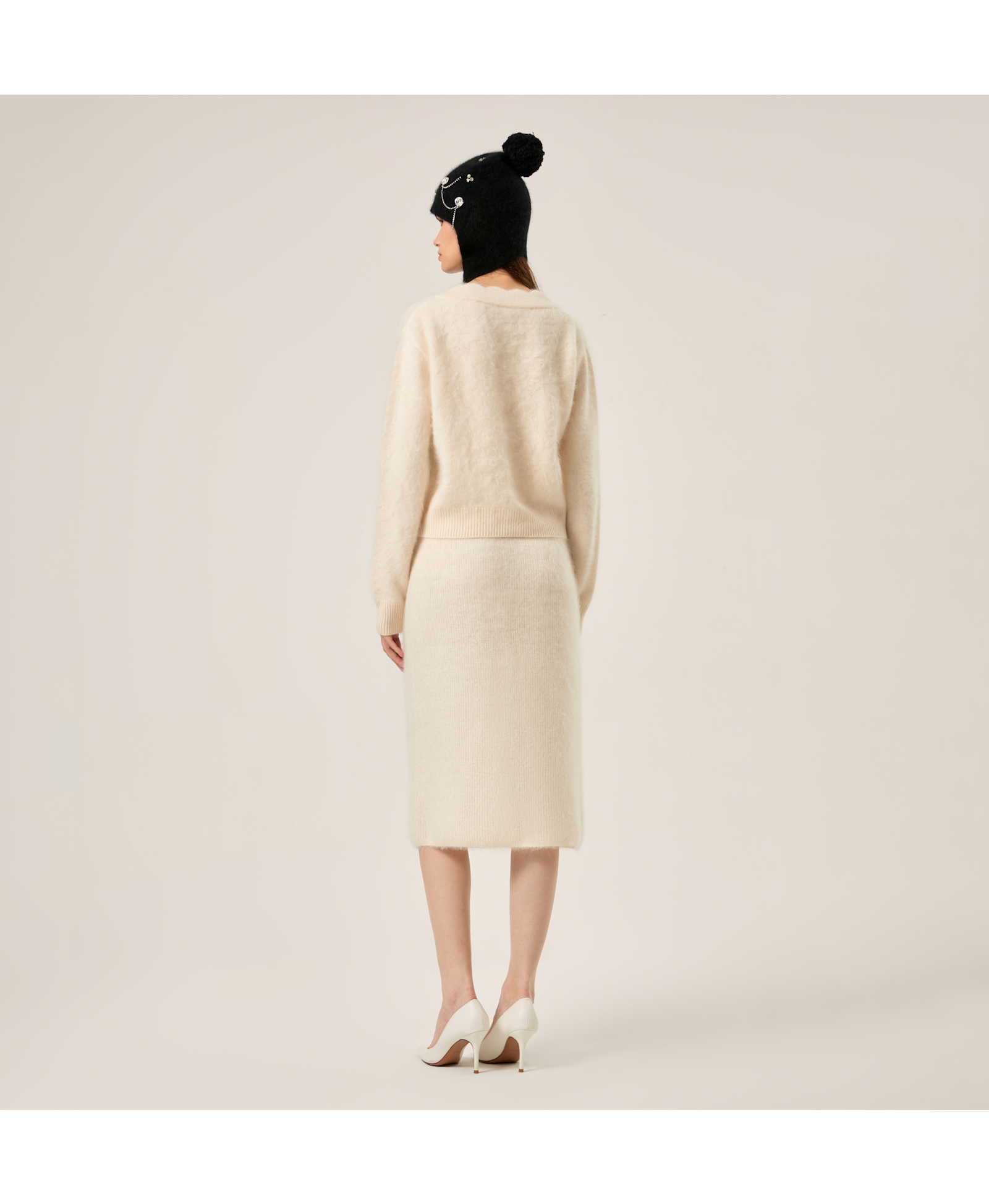 FLUFFY CASHMERE SCALLOPED V-NECK CARDIGAN in White made by CRUSH Collection