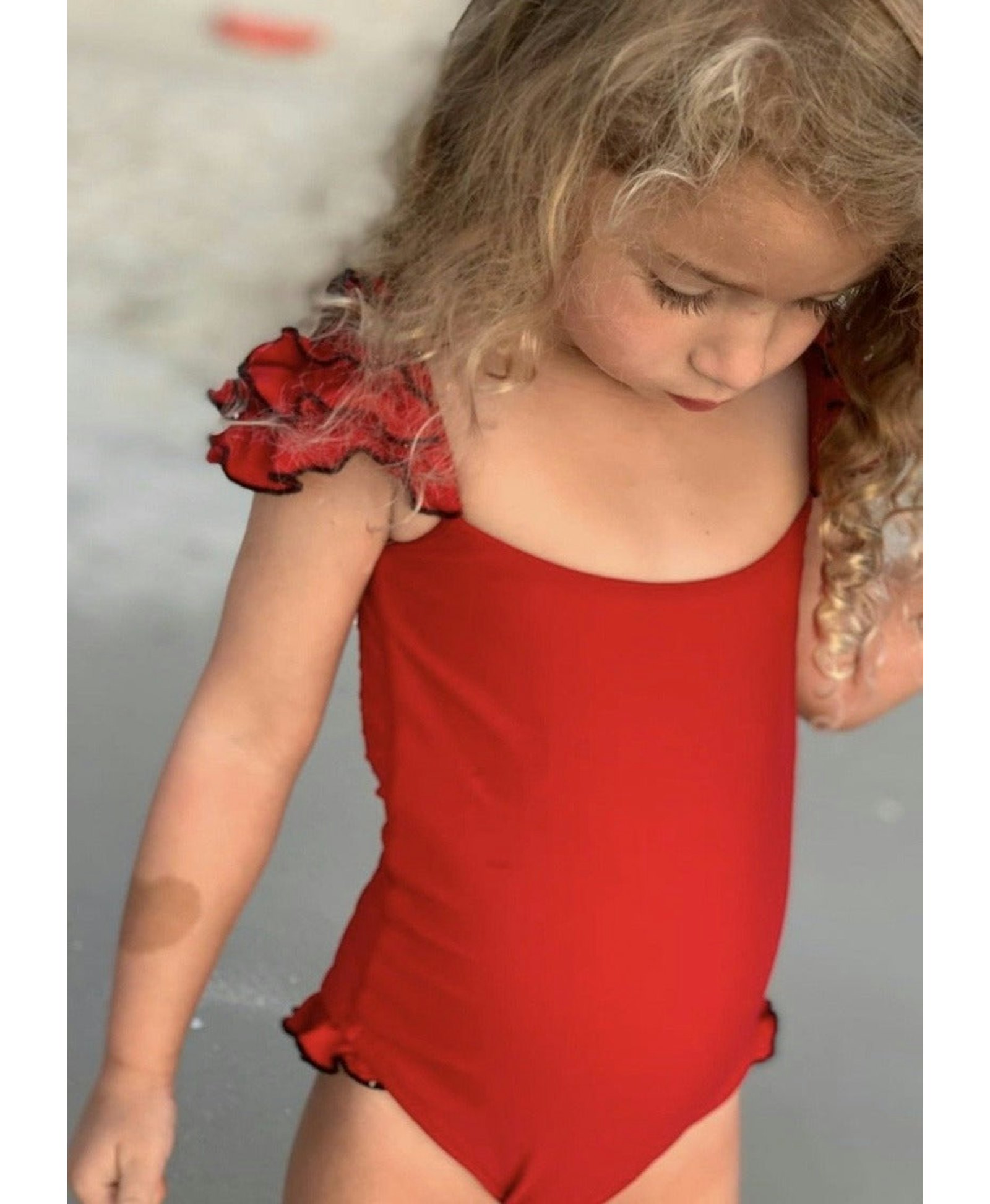 LE SHADINE DEIRA BABY // Red made by LE SHADI