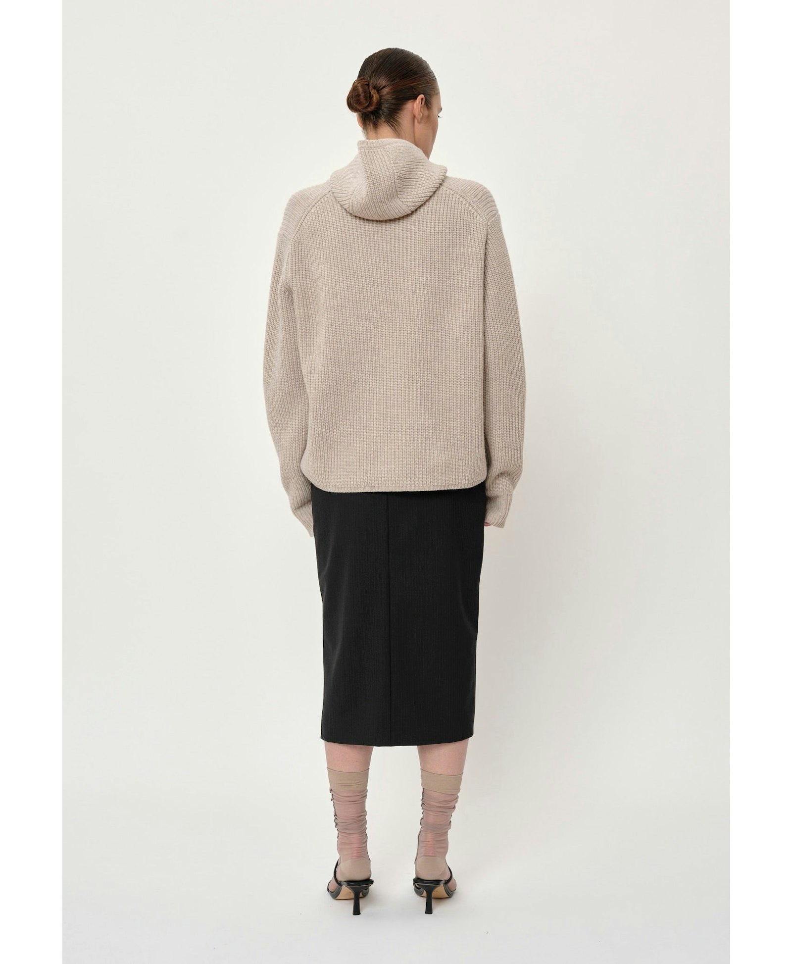 Holy Knit Hoodie - Sand made by HERSKIND
