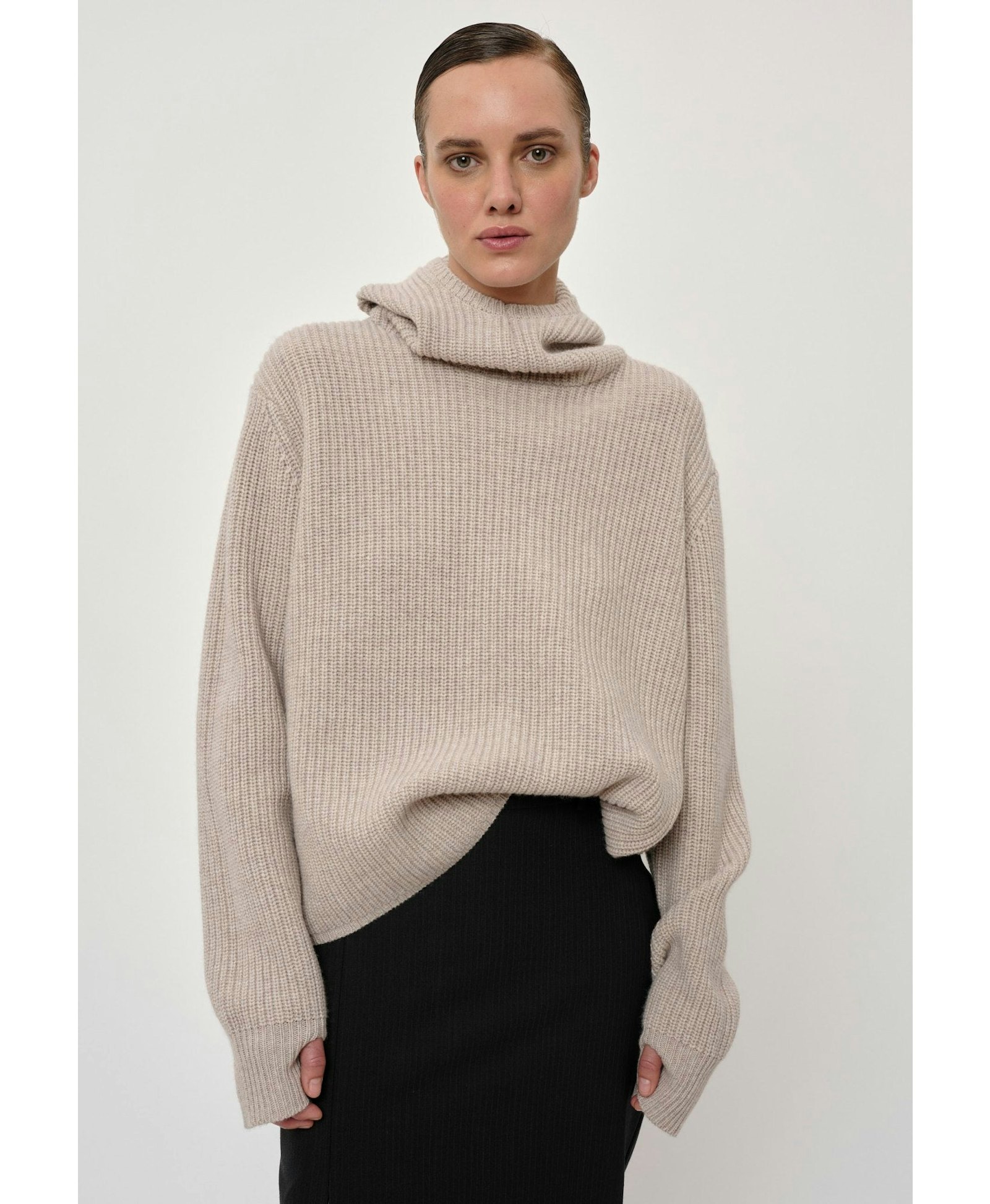 Holy Knit Hoodie - Sand made by HERSKIND