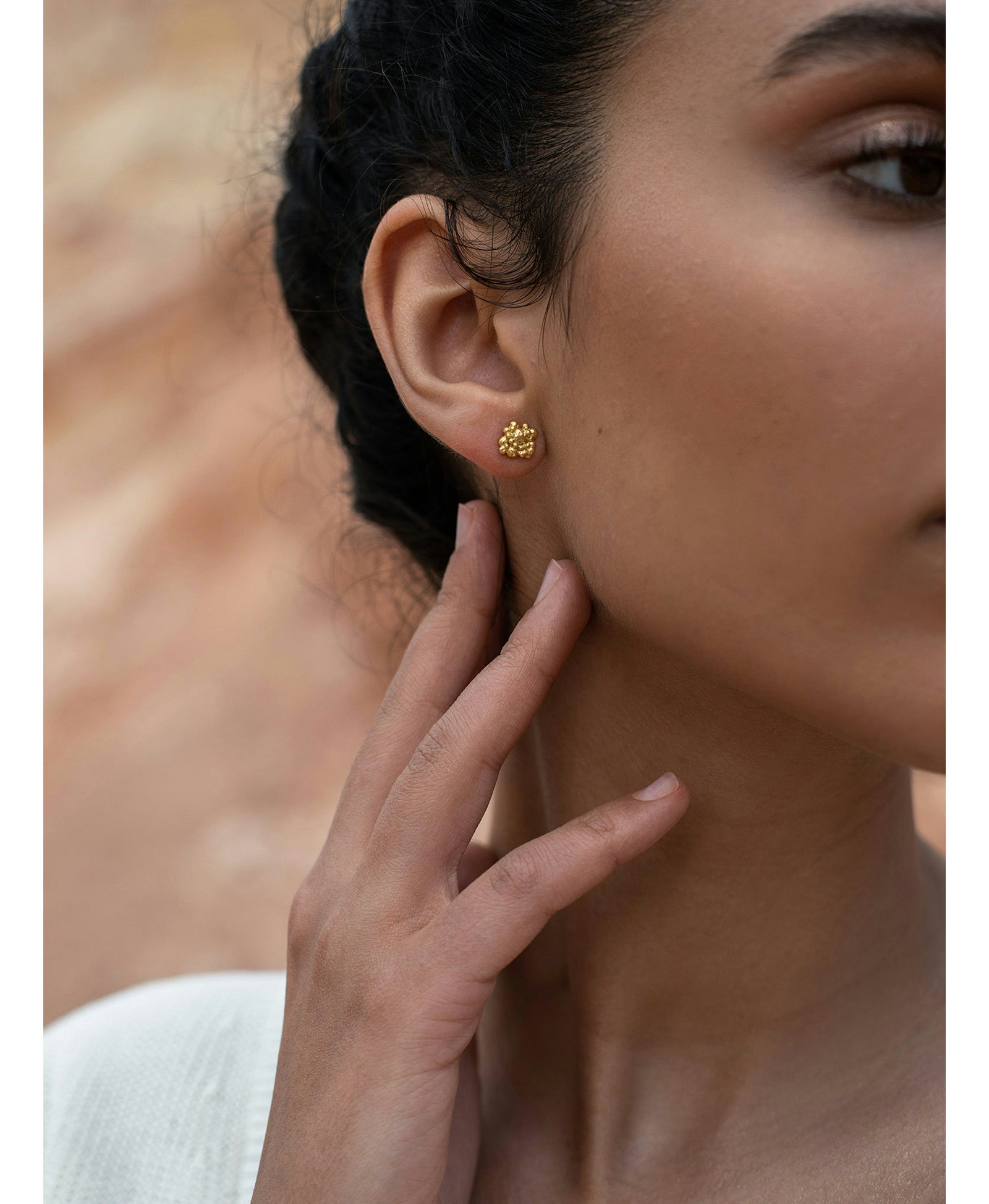 Céleste Deux Small Earrings 14ct Gold in Gold made by Eva Remenyi