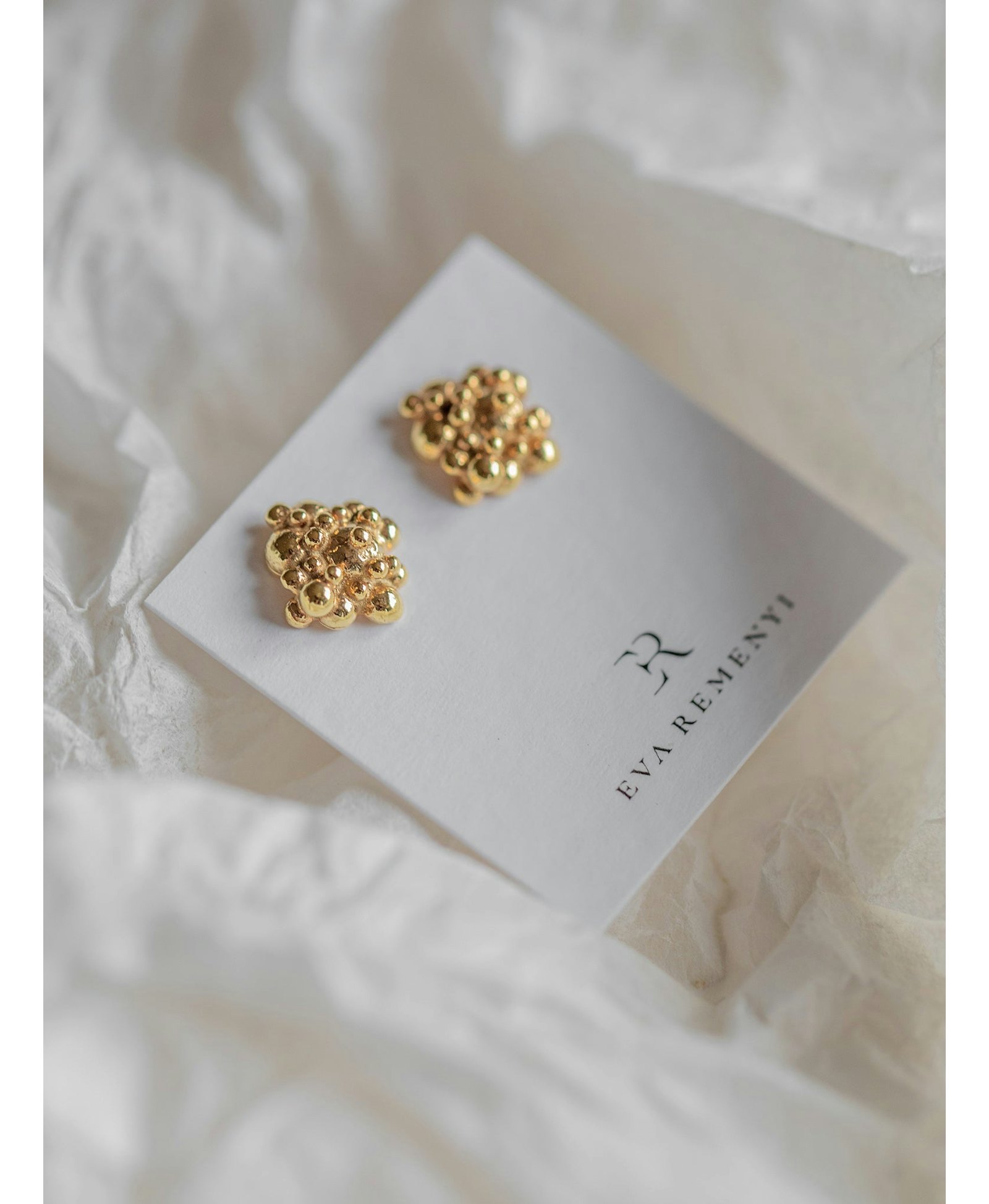 Céleste Deux Small Earrings 14ct Gold in Gold made by Eva Remenyi