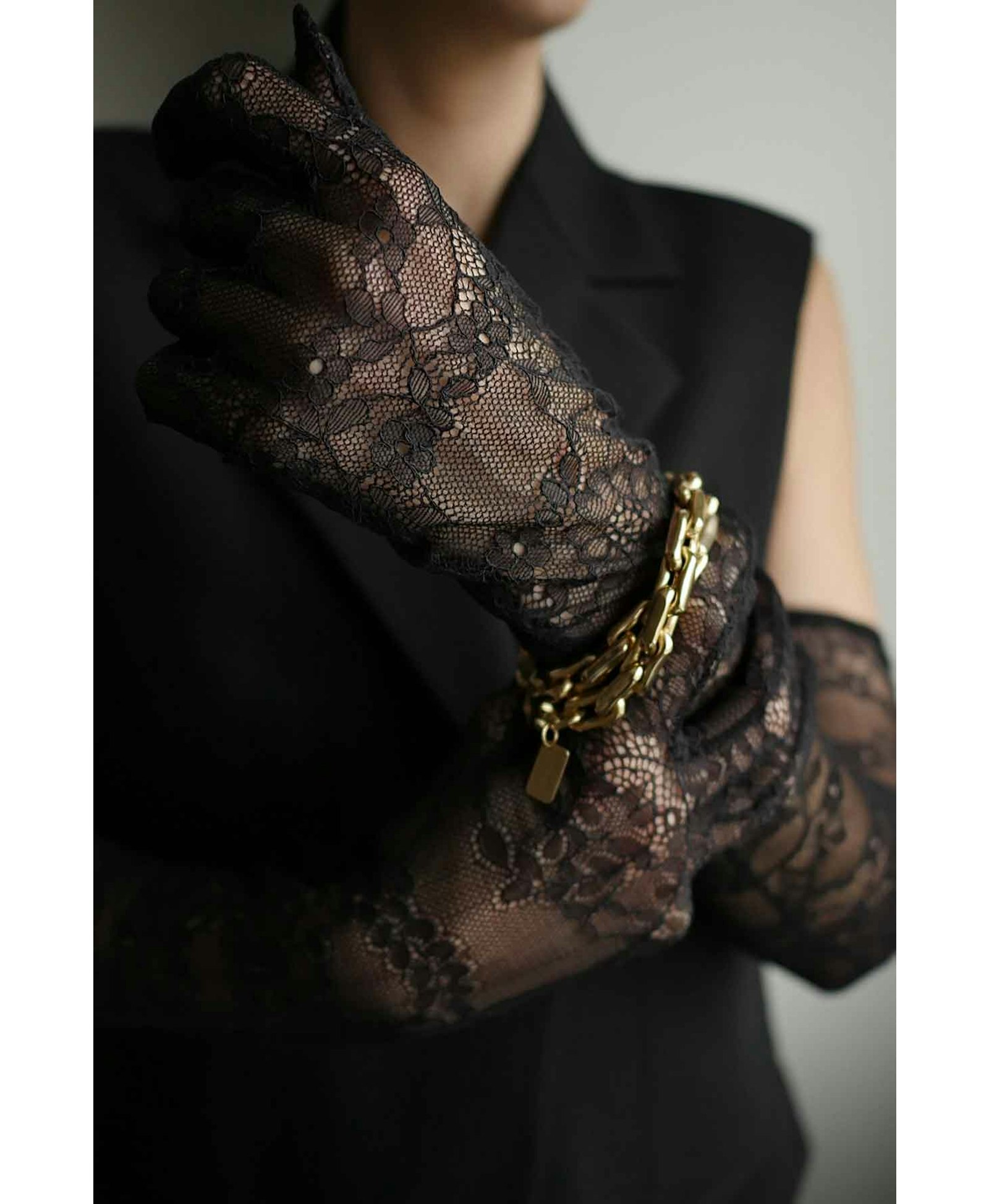 Lace Long Black made by Handsome Stockholm