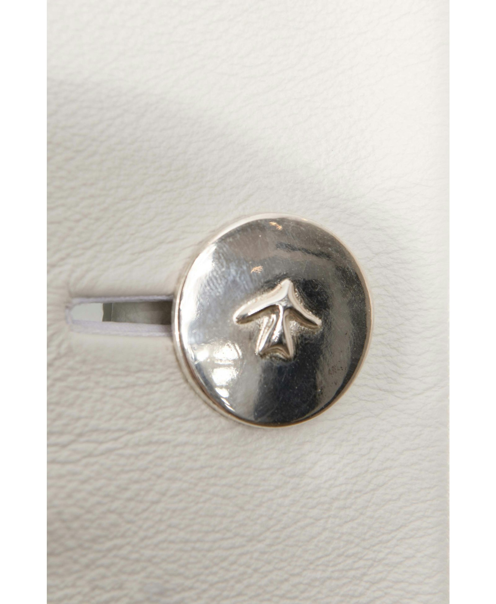 ICE LEATHER VEST in White made by Vestiaire d'un Oiseau Libre