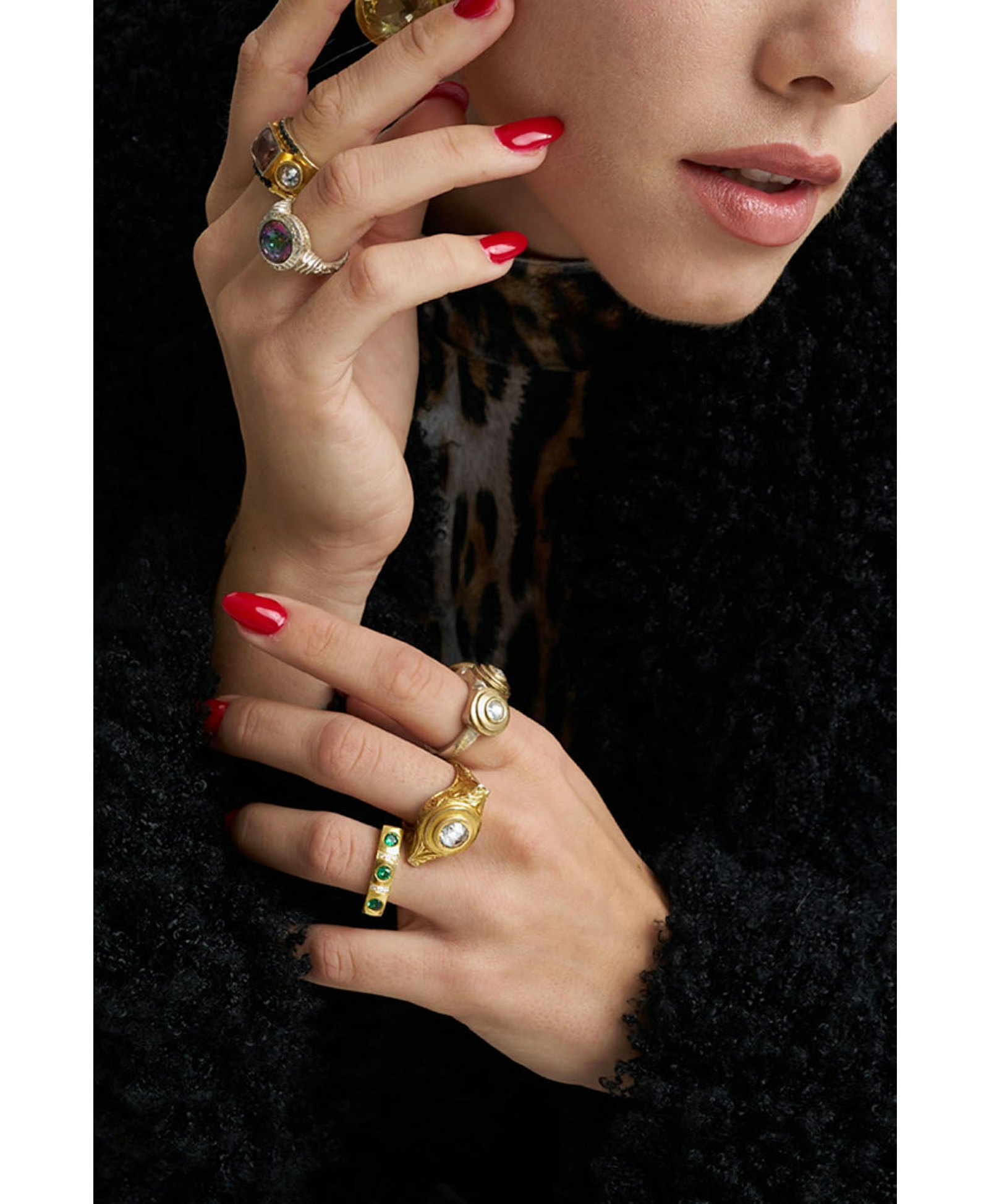 Emerald Diamong Gold Ring made by Lora Istanbul