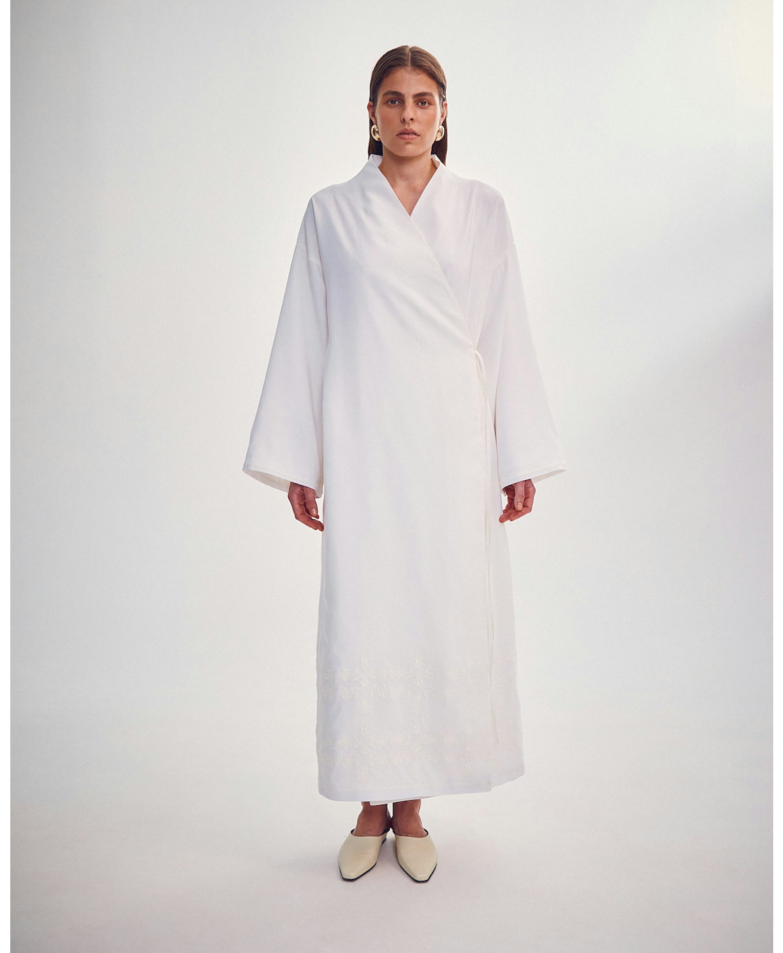 EMBROIDERED KIMONO made by DELEGAN Clothes